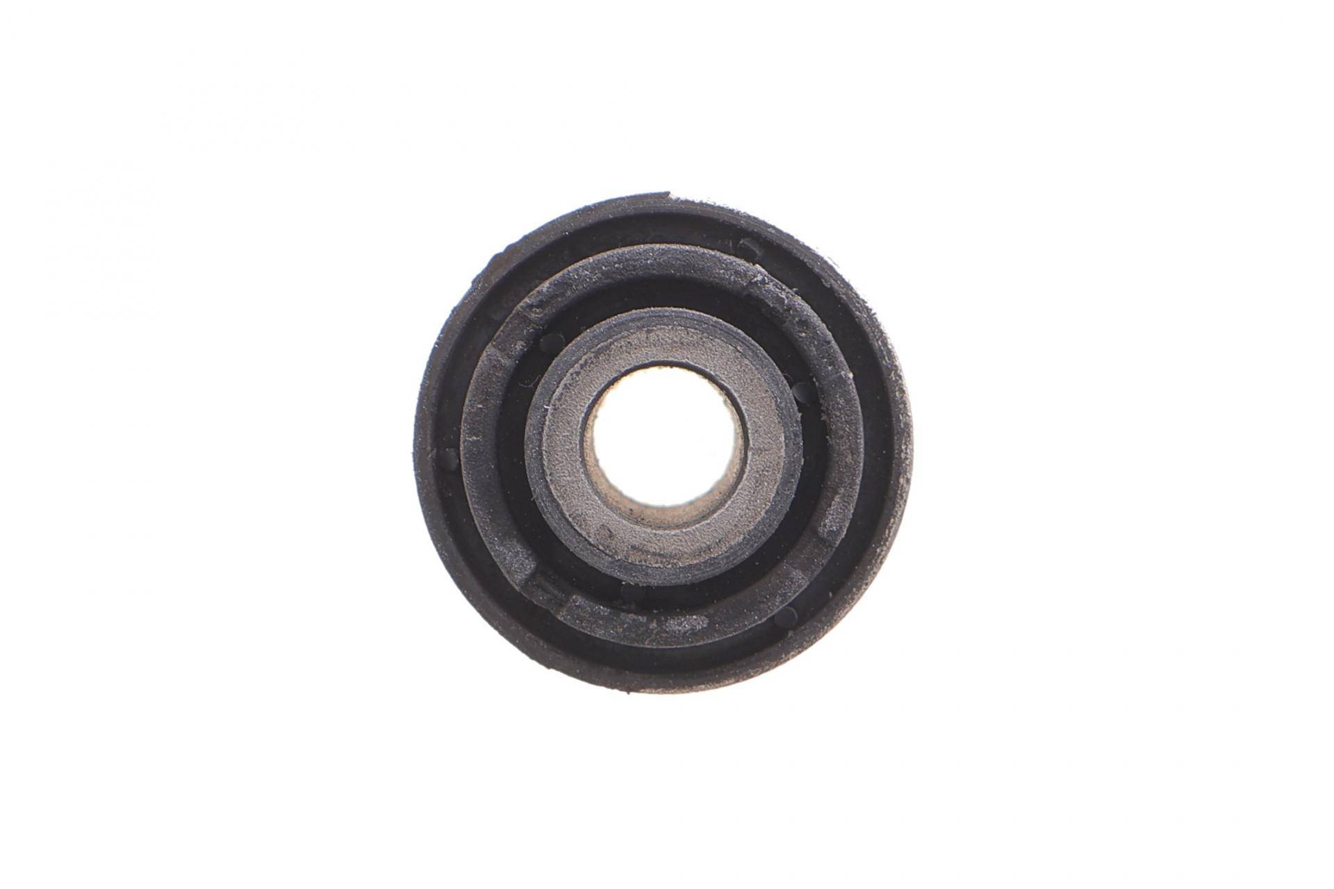 Сайлентблок важеля (заднього) Land Rover Range Rover 02-