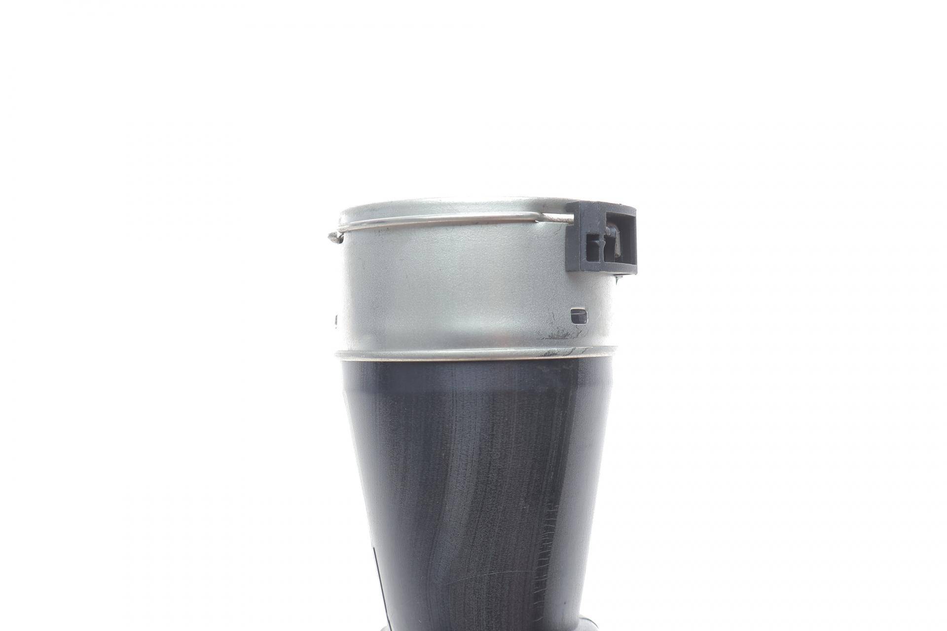 Патрубок інтеркулера (R) Renault Megane III 1.9 dCi 08-