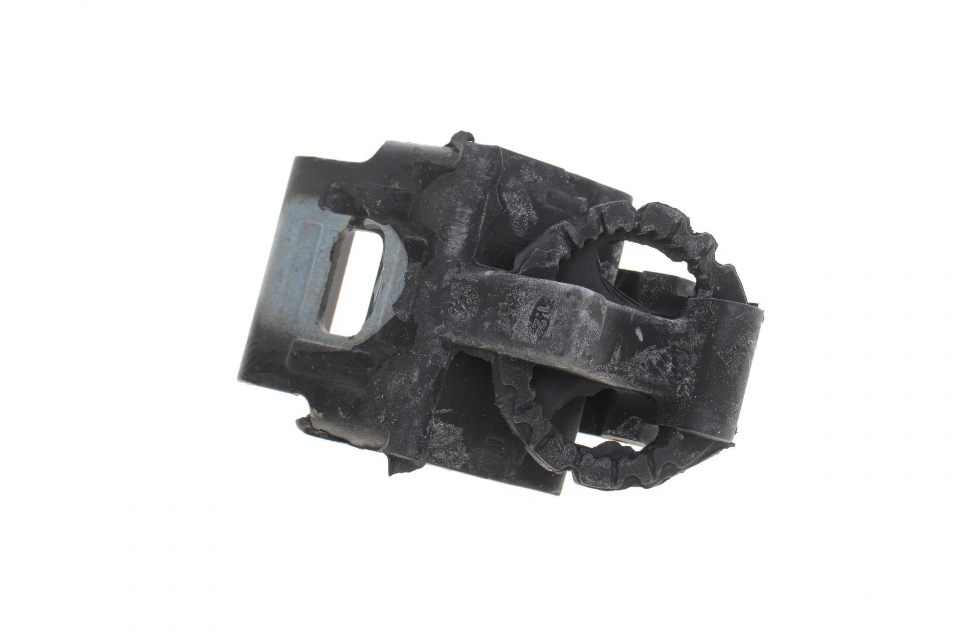 Кронштейн кріплення глушника Renault Laguna 1.9/2.0/2.2 dCi 01-