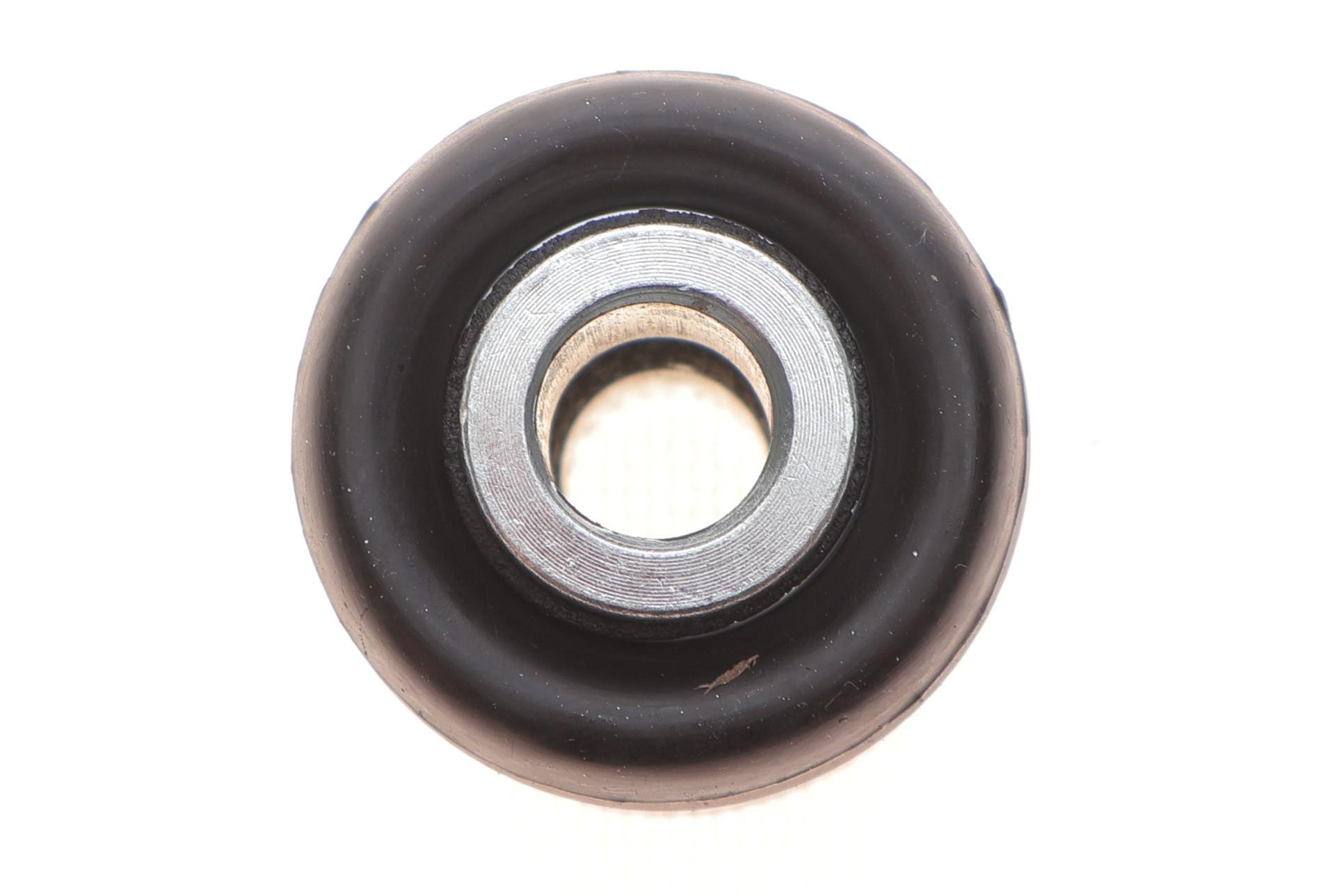 Сайлентблок важеля (заднього/знизу/ззовні) Subaru Forester 10-