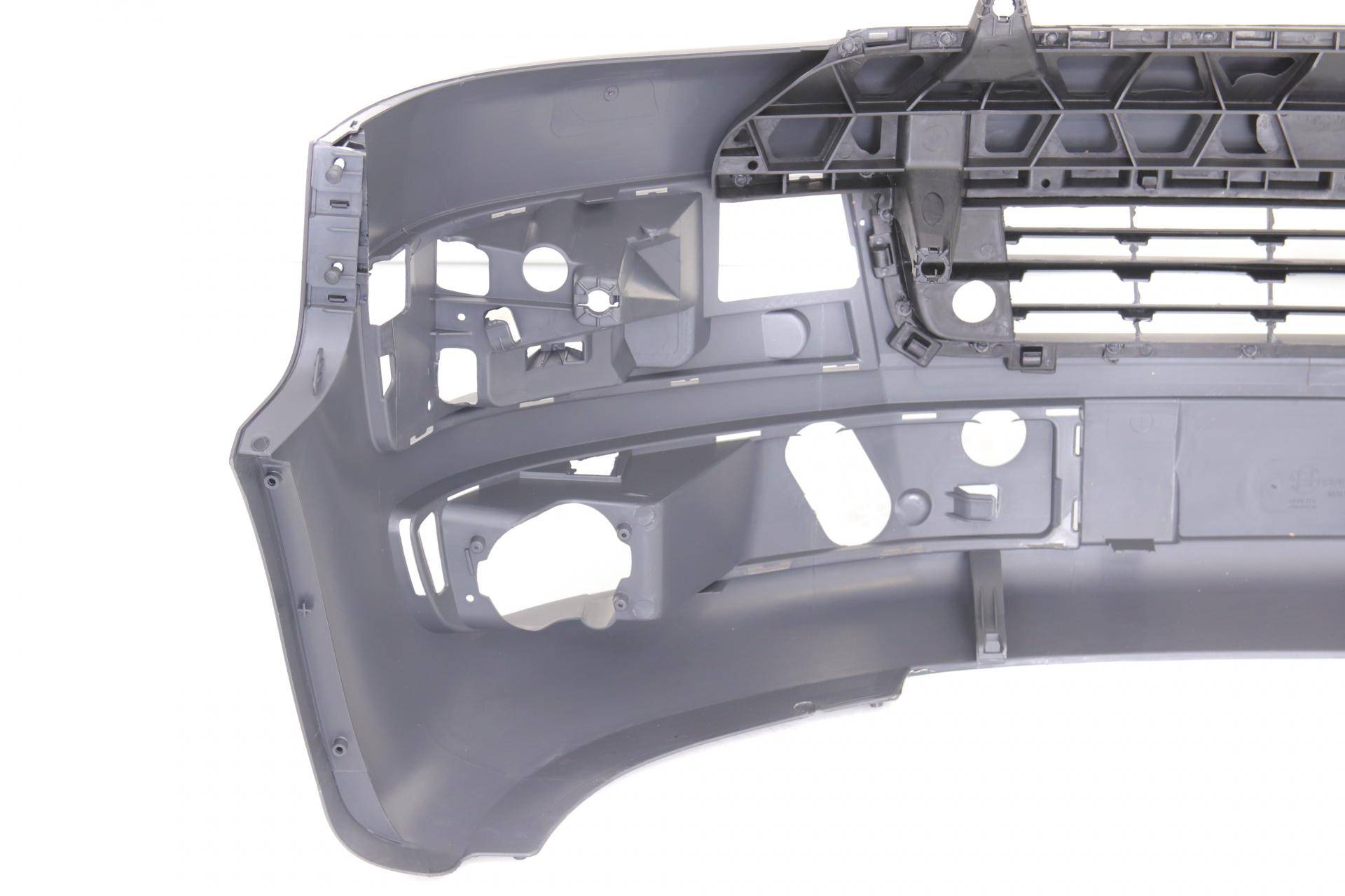 Бампер (передній) VW T5 2.0 TSI 03-15