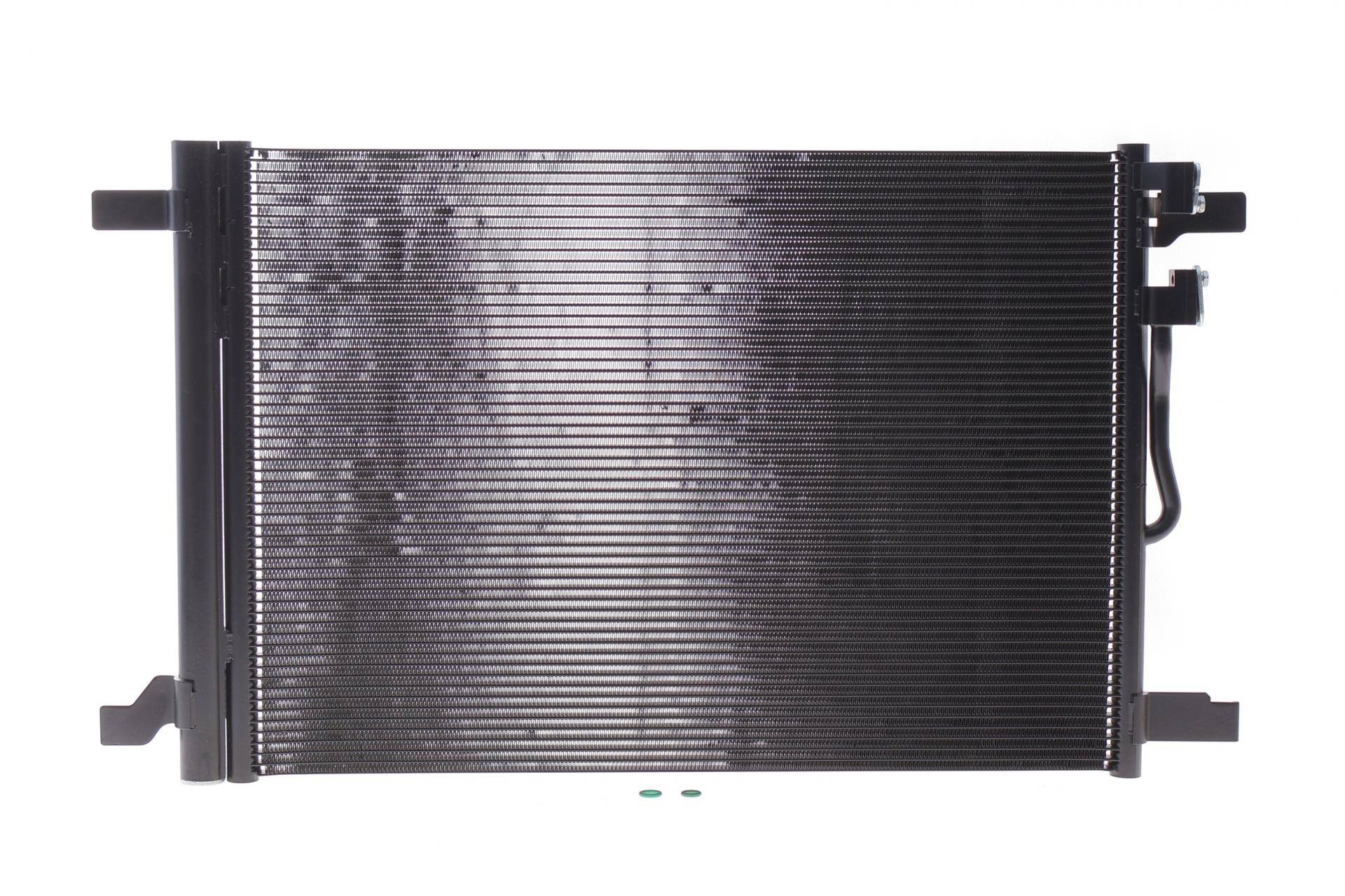 Радіатор кондиціонера Audi A3/Q2/Skoda Octavia IV/VW Caddy V 13-