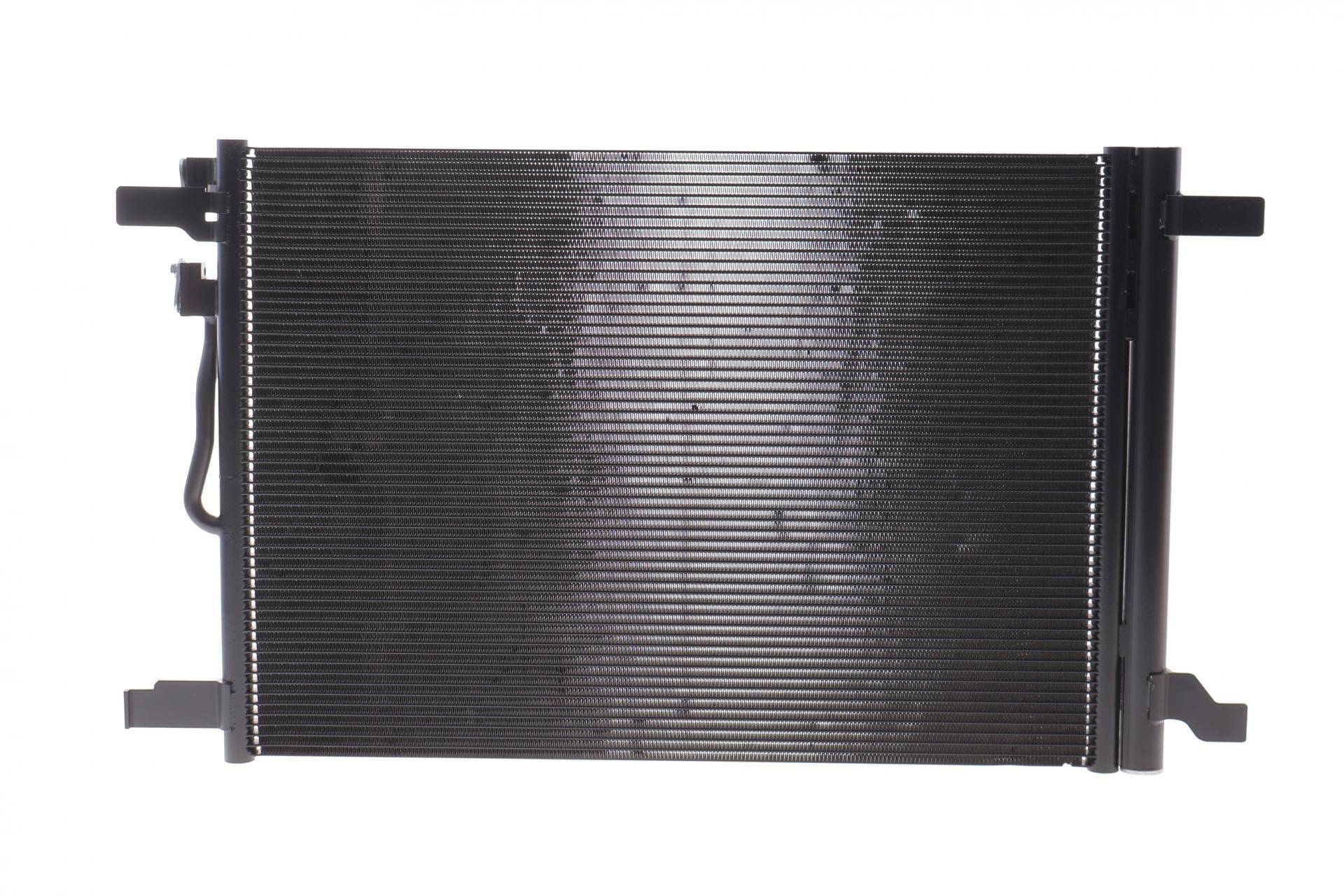 Радіатор кондиціонера Audi A3/Q2/Skoda Octavia IV/VW Caddy V 13-