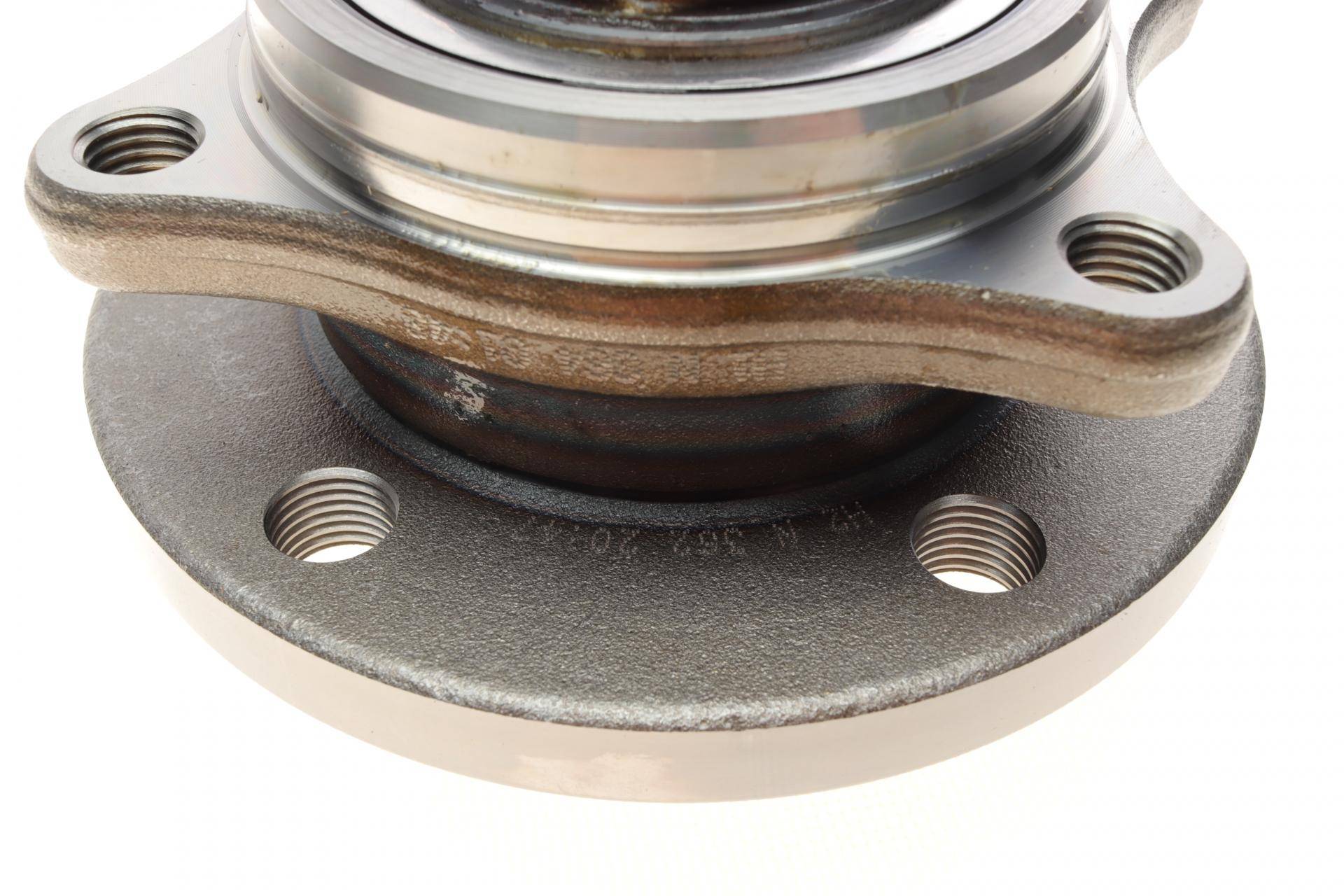 Підшипник маточини (передньої) Volvo S80/S60 98-10