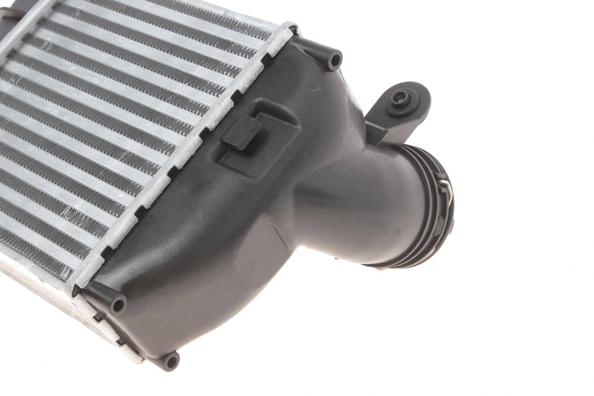 Радіатор інтеркулера VW Golf/Bora/Skoda Octavia/Seat Leon 1.9TDI 00-10