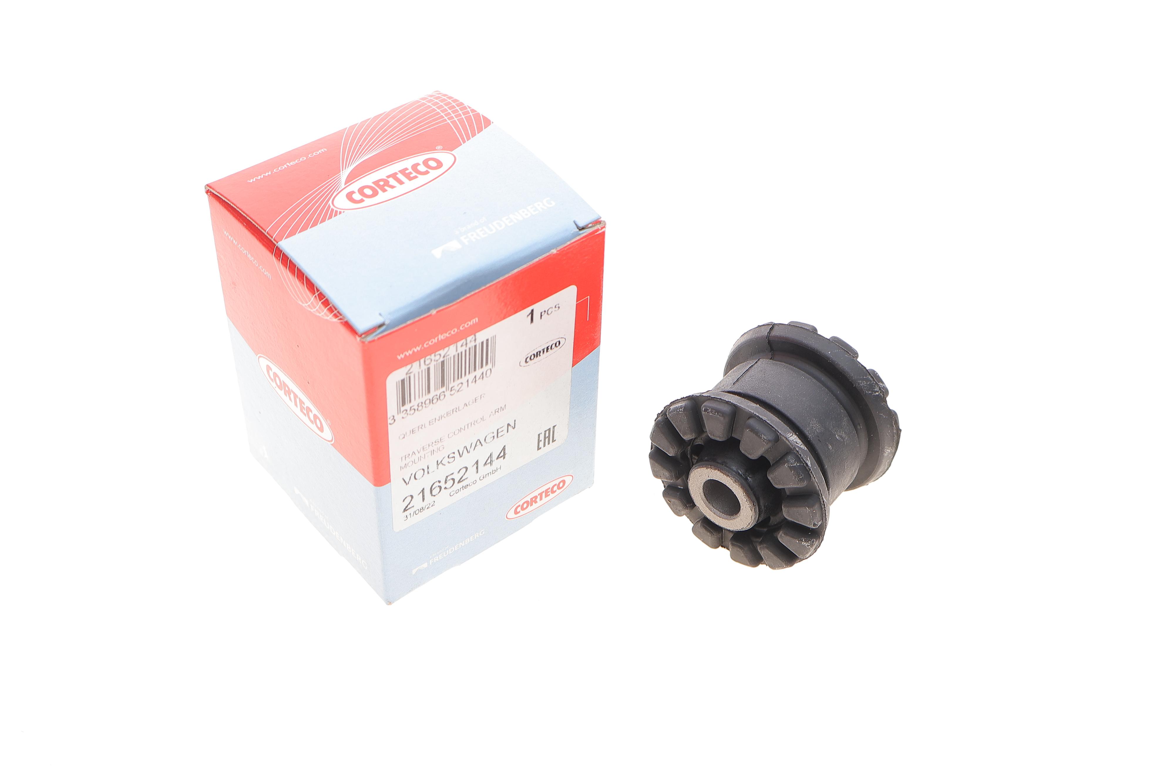 Сайлентблок важеля (переднього/знизу) Audi 80/90 -94/VW Passat -88