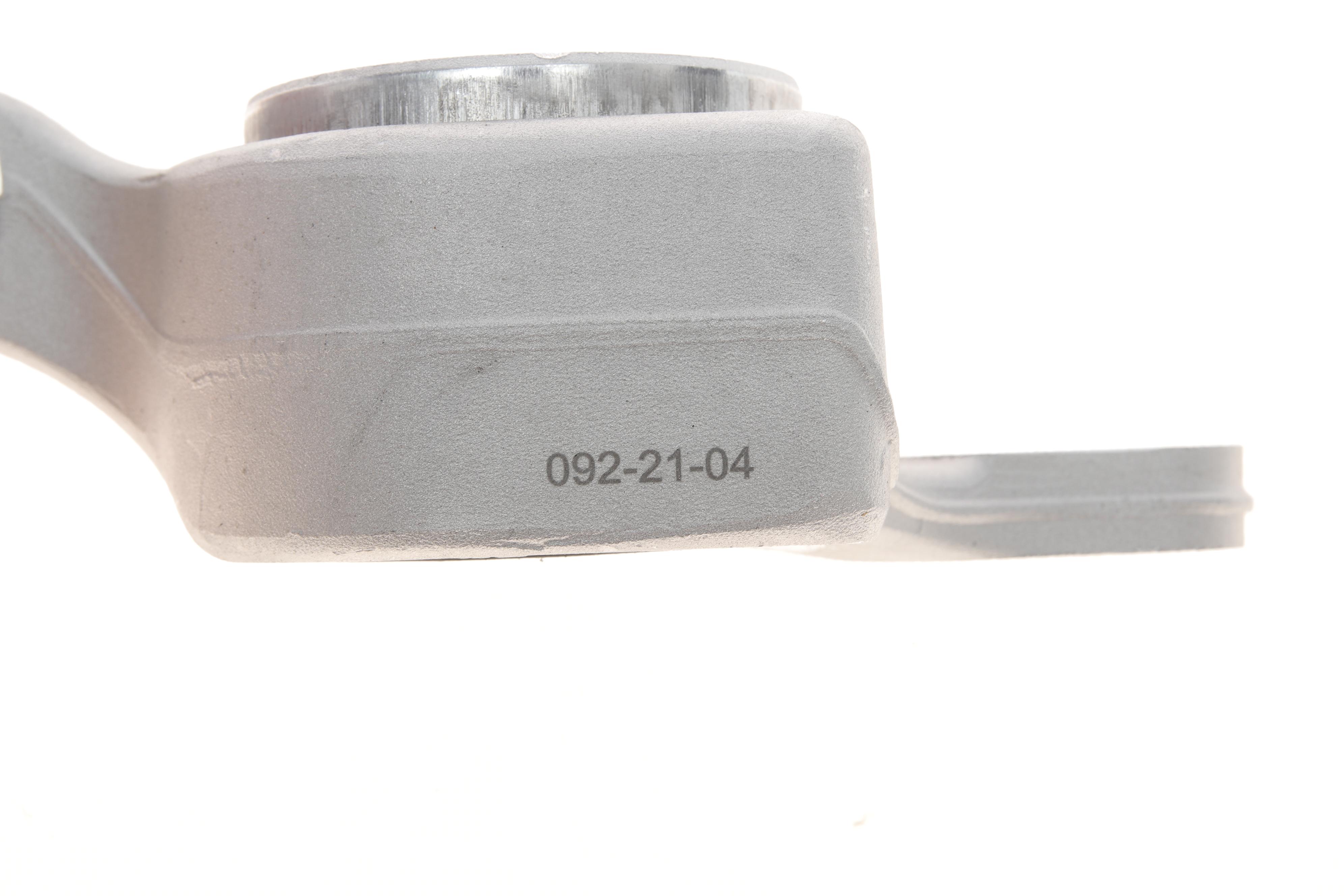 Сайлентблок важеля (переднього) MB GL-class (X164)/ M-class (W164) 05- (L)