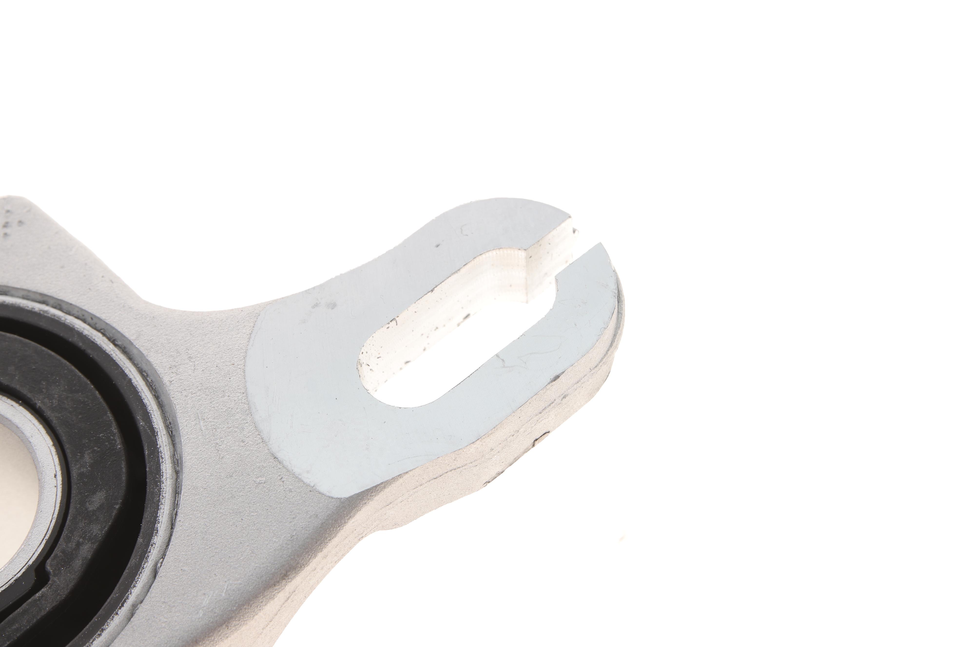 Сайлентблок важеля (переднього) MB GL-class (X164)/ M-class (W164) 05- (L)