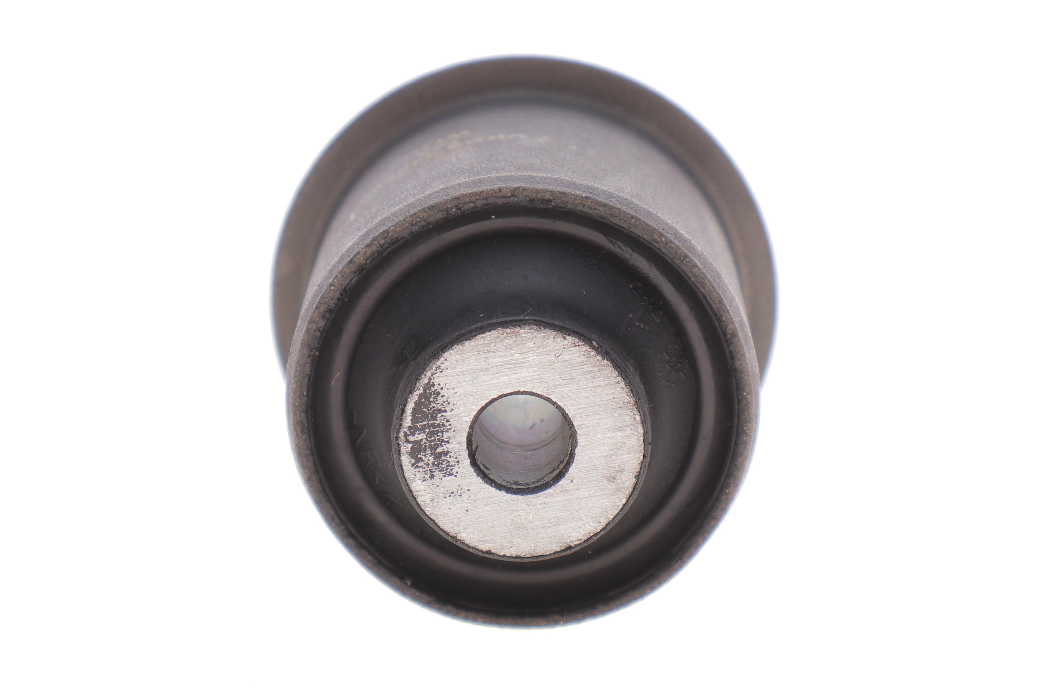 Сайлентблок важеля (переднього/зверху/всередині) Tesla Model S 12-