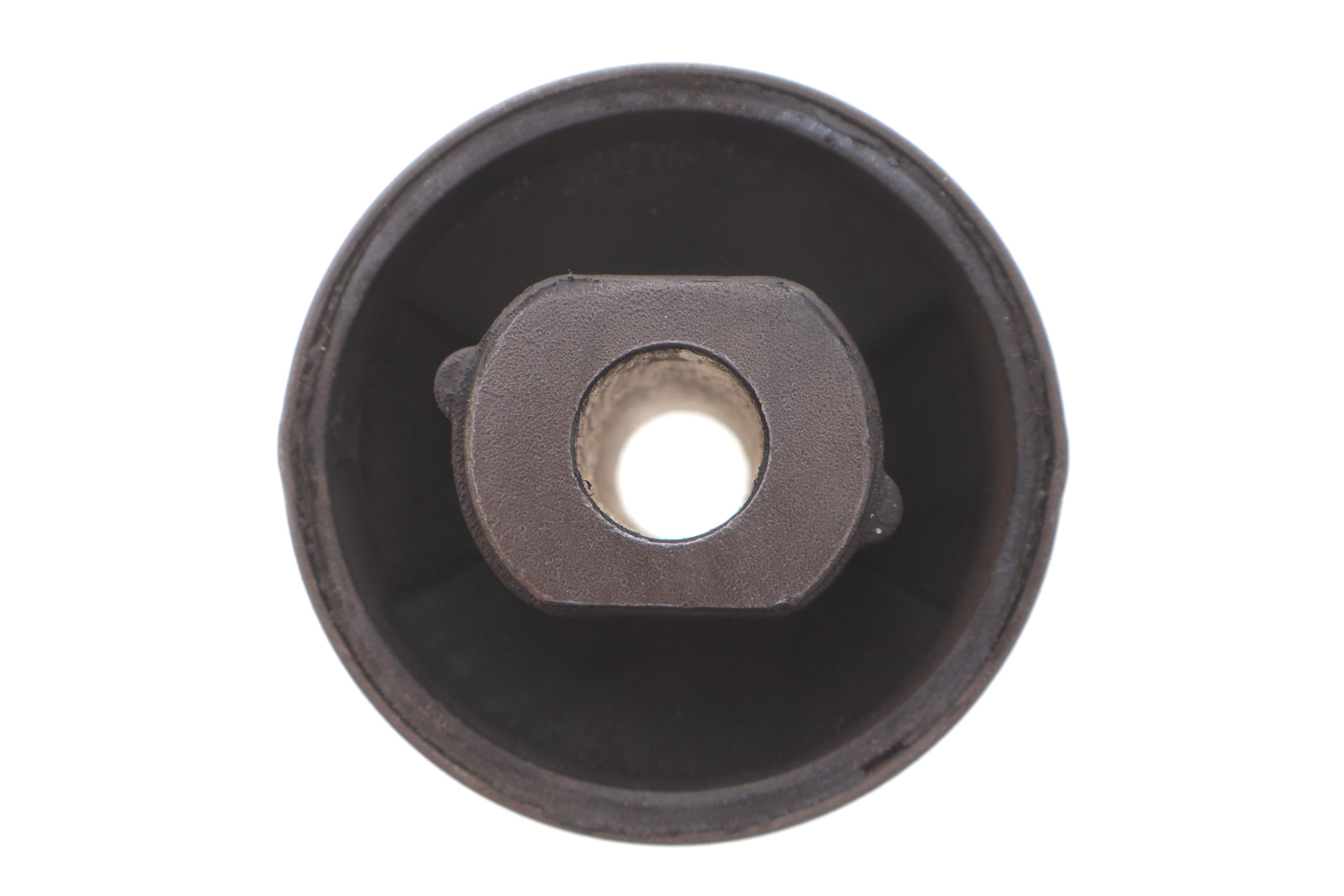 Сайлентблок важеля (переднього/ззаду/знизу) Land Rover Range Rover Sport 05-13