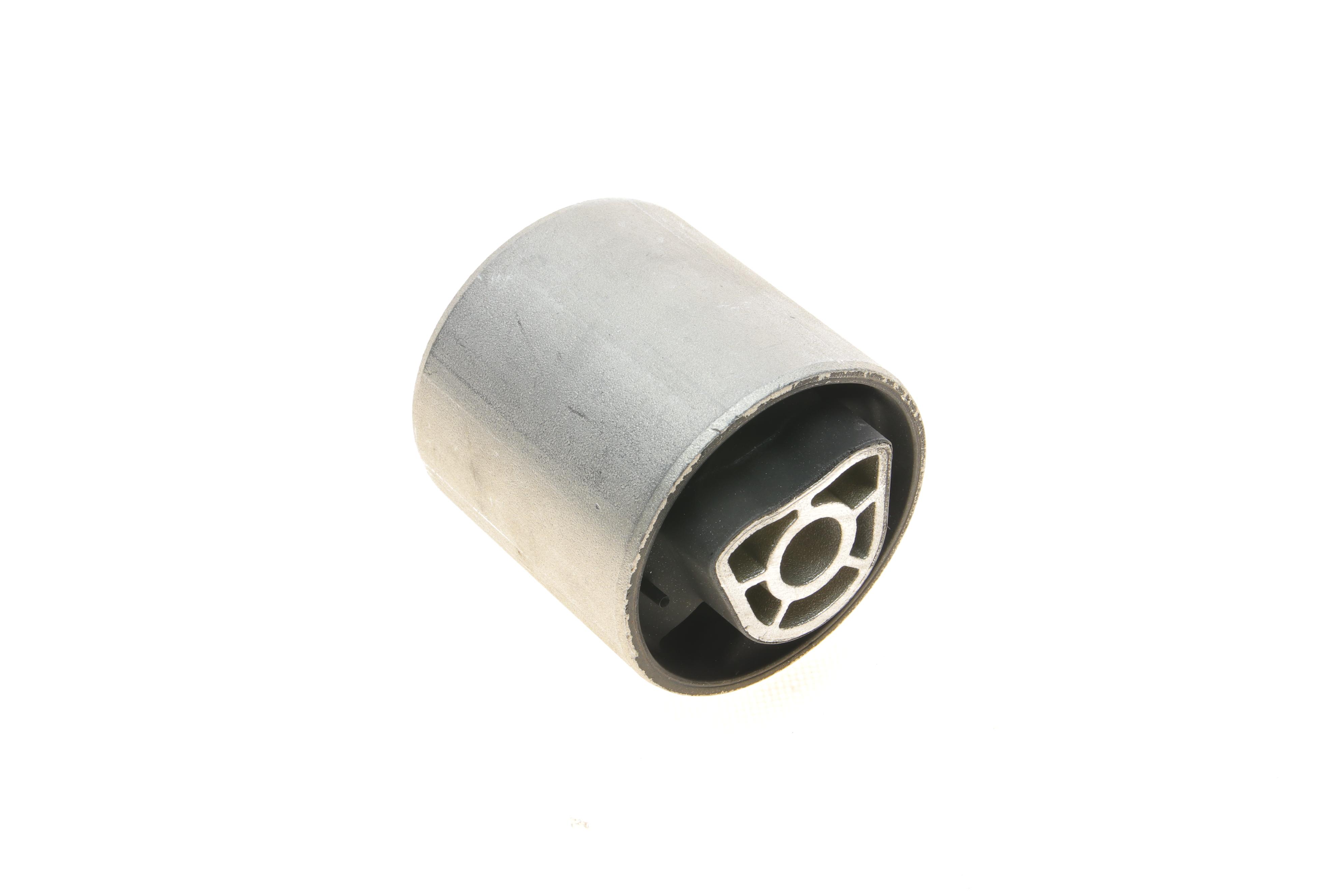 Сайлентблок важеля (переднього/знизу/спереду) BMW 5 (G30/F90) 16- B47/B48/B57/B58/N63