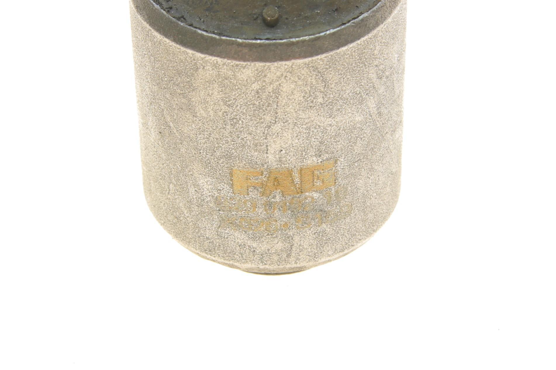 Сайлентблок важеля (переднього) Volvo 850/C70/S70/V70 91-05