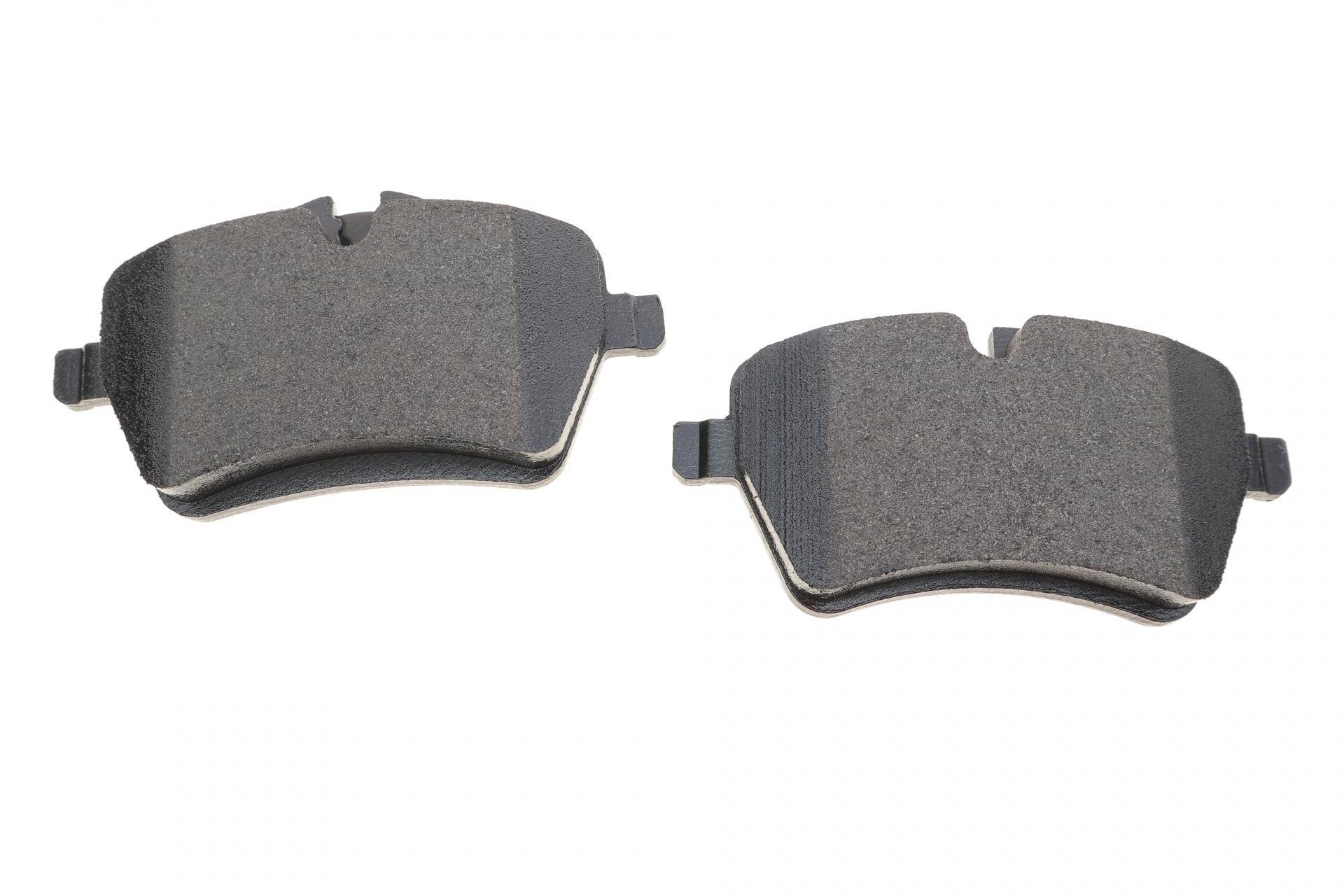 Колодки гальмівні (передні) Mini (R50/R53/R52/R56/R57/R58/R59) 01-16 (Lucas) Q+