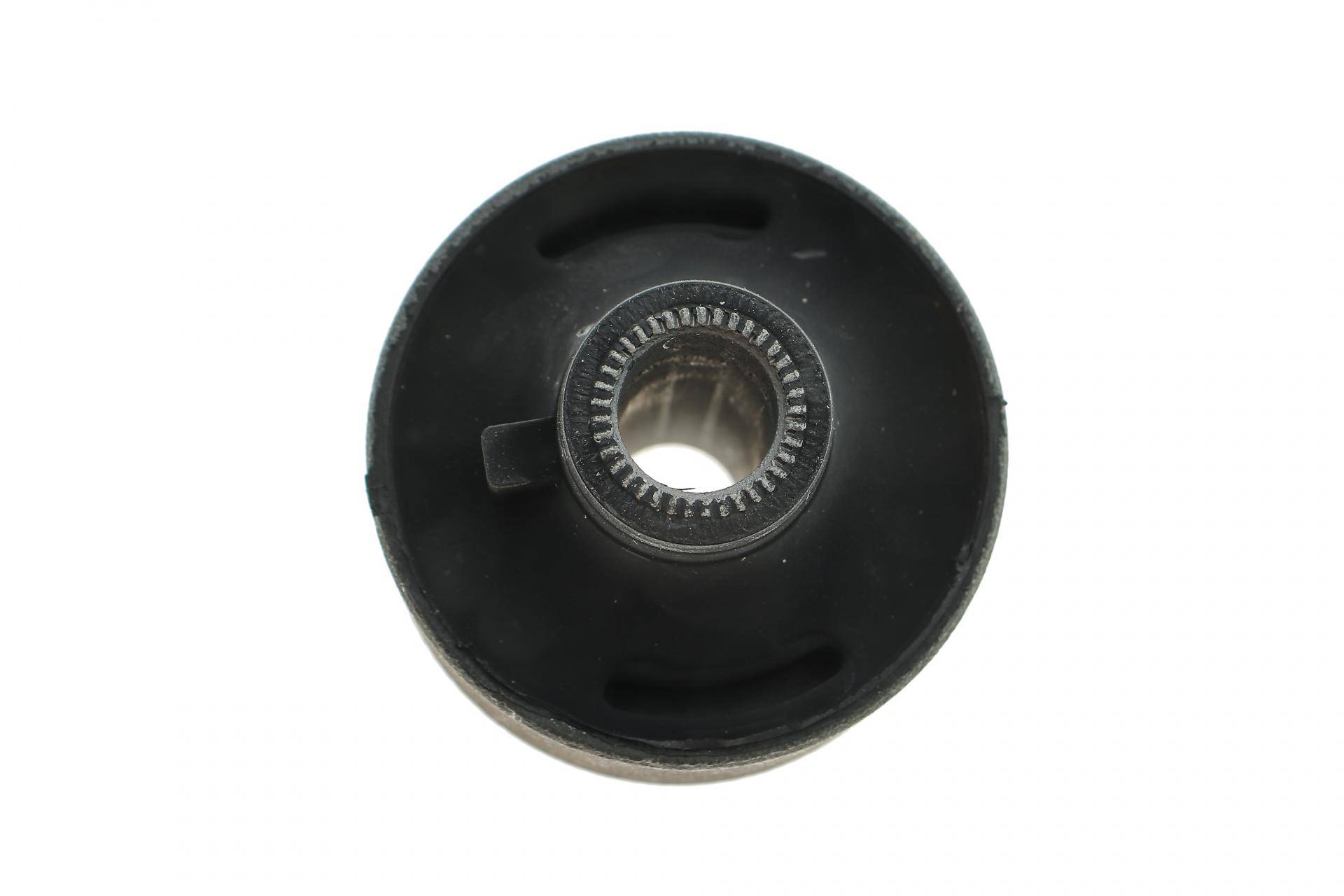 Сайлентблок важеля (переднього/ззаду) Toyota Rav 4 00-05