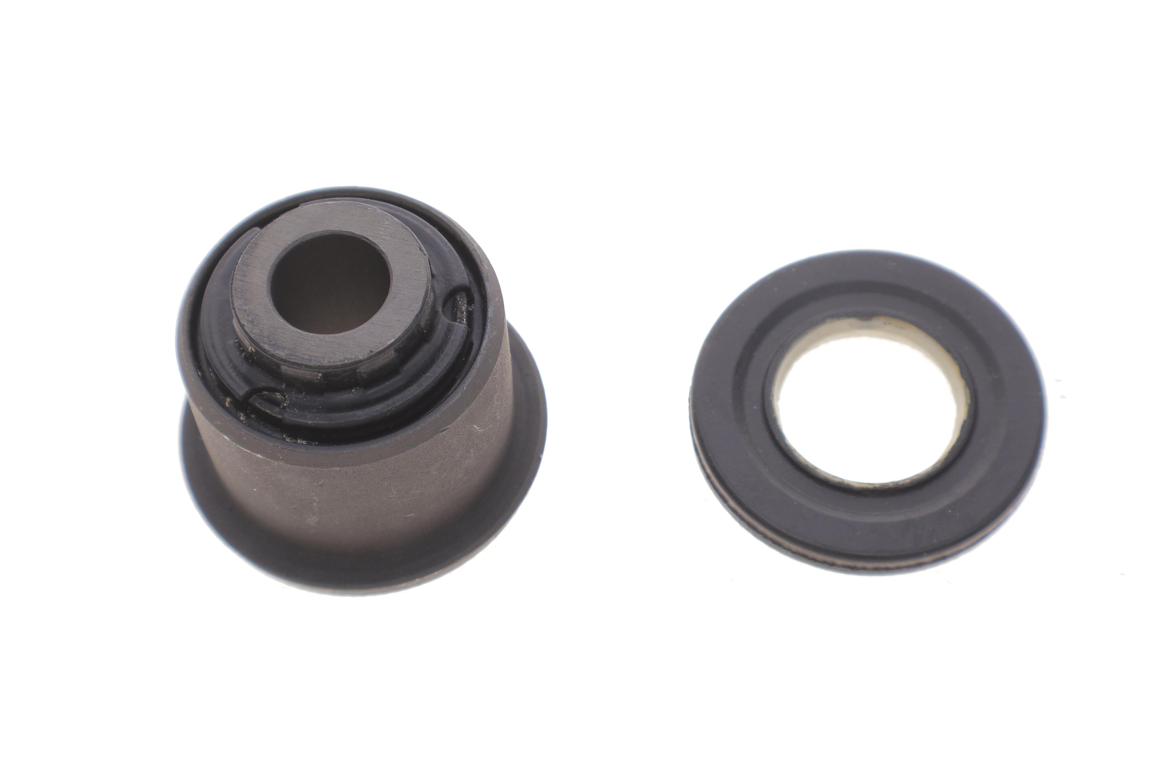 Сайлентблок важеля (переднього/знизу/спереду) Citroen C5 01-