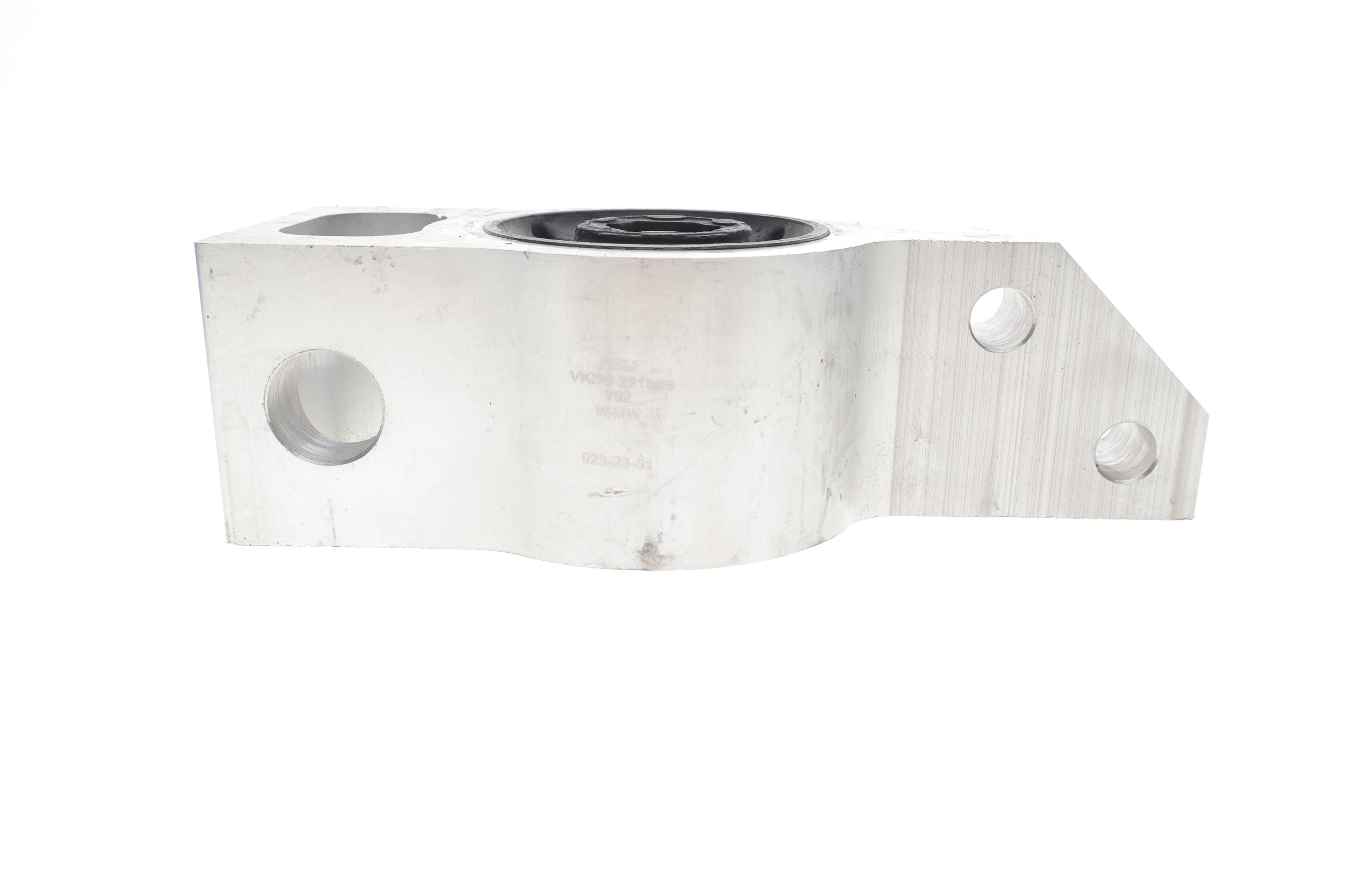 Сайлентблок важеля (переднього/ззаду) VW Passat 05-