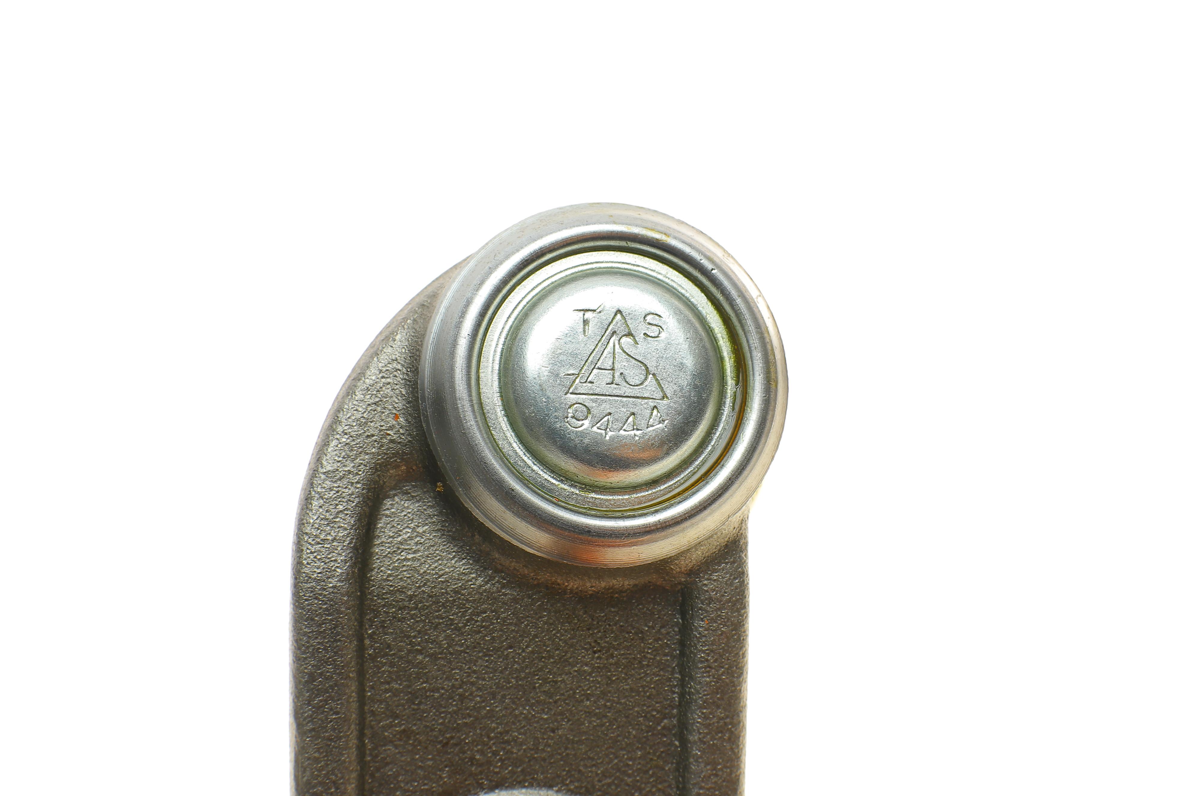 Опора кульова (передня/знизу/R) VW Passat 80-88/Audi 80 78-86