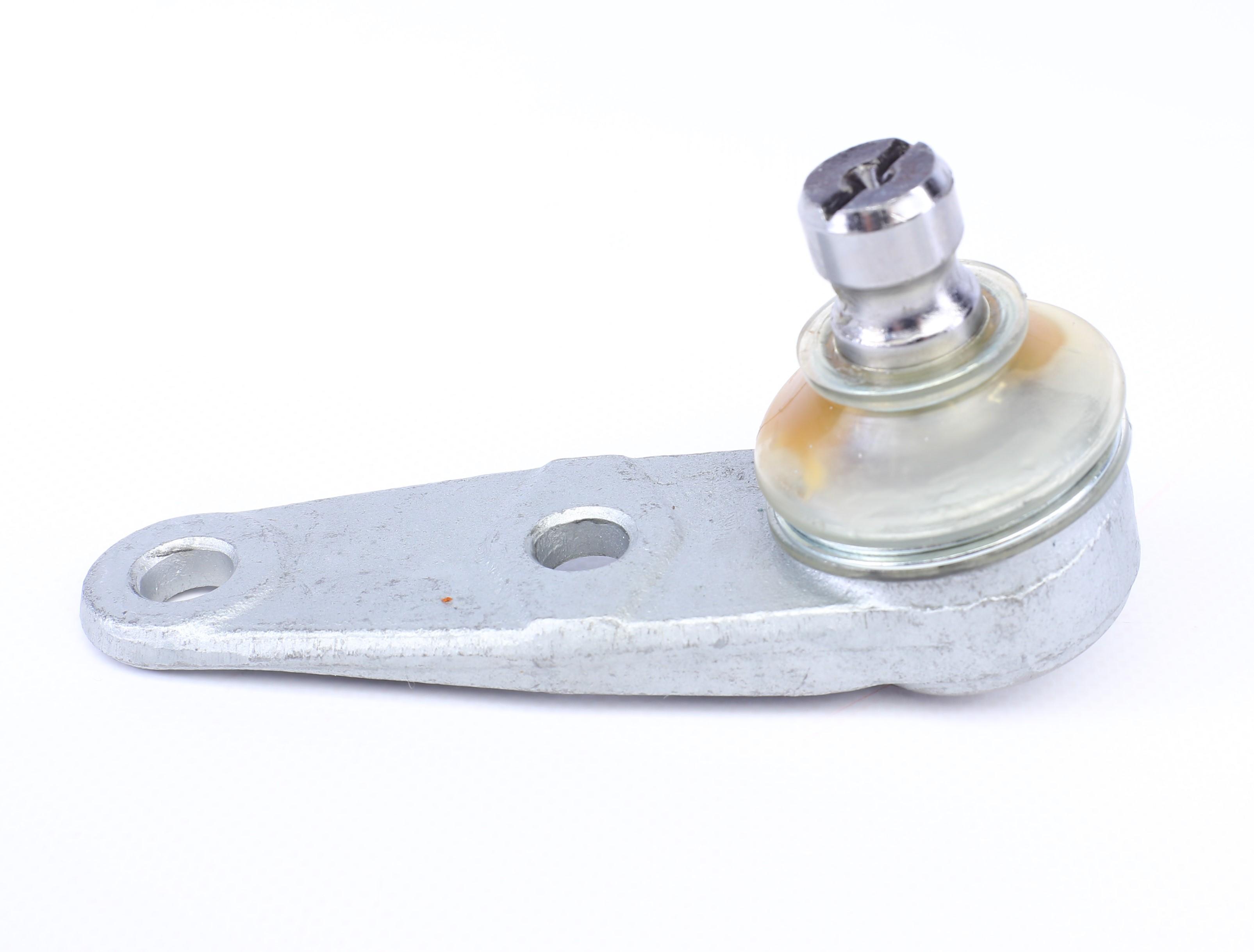 Опора кульова (передня/знизу) Audi 80/ 90/ VW Passat -88