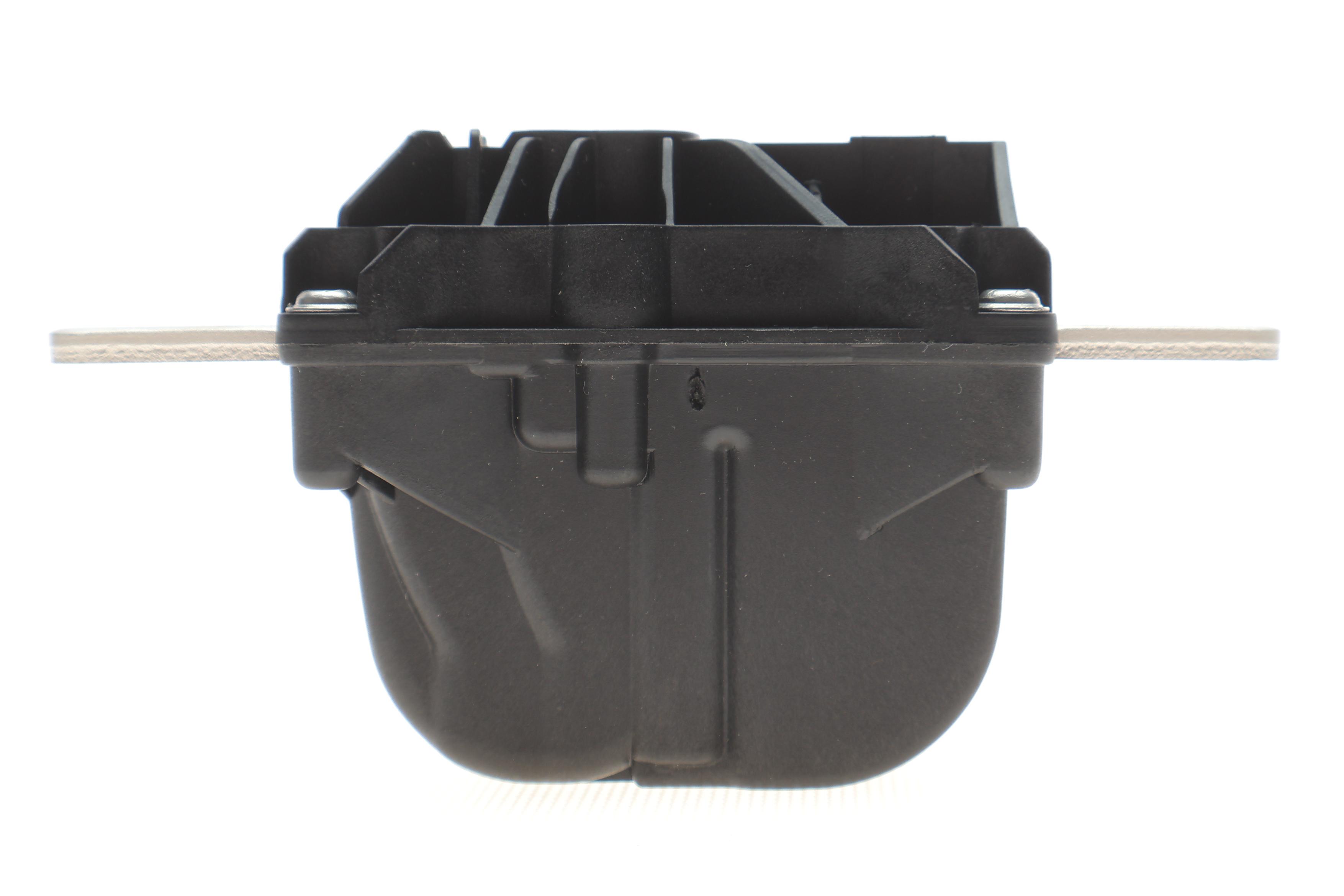 Запобіжник АКБ Tesla Model 3 17-