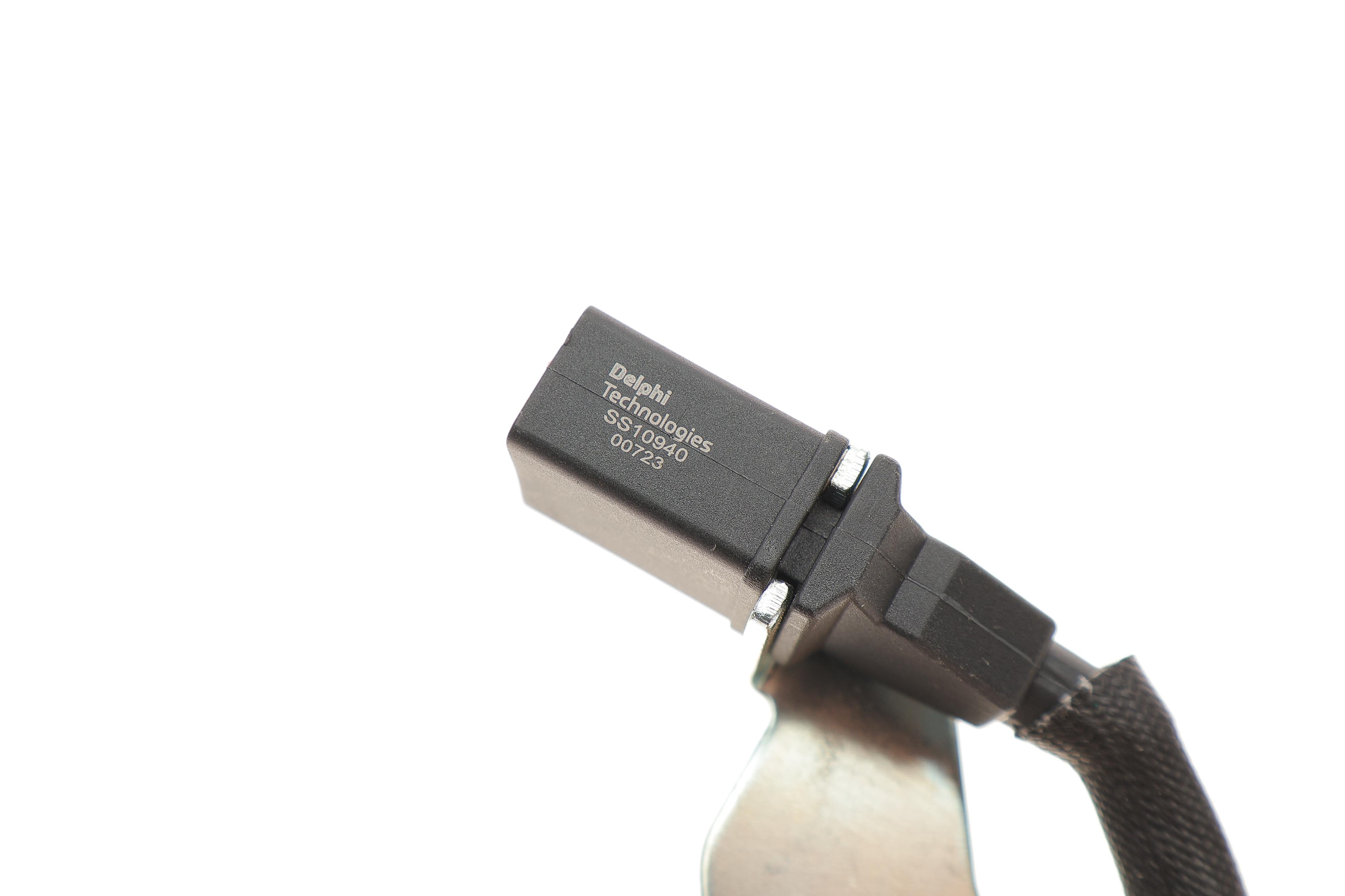 Датчик положення розподільного валу VW Caddy III 2.0i 06-15