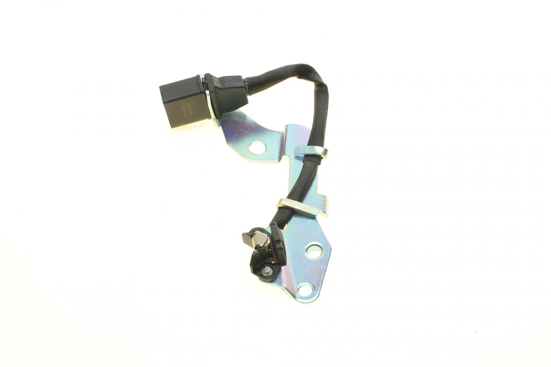 Датчик положення розподільчого валу VW Caddy III 2.0i 06-15