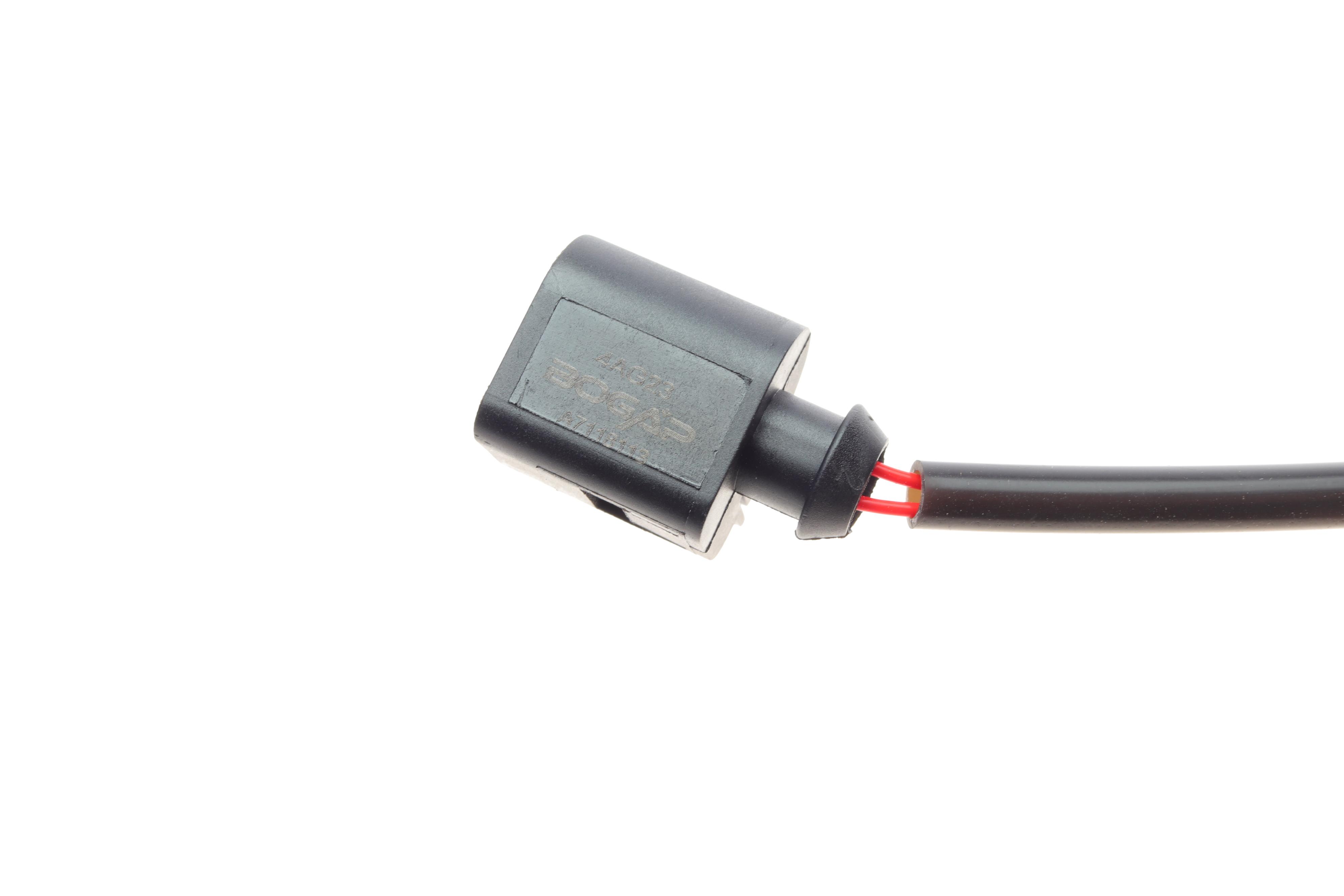 Датчик зносу гальмівних колодок (передніх) Porsche Cayenne/VW Touareg 10-