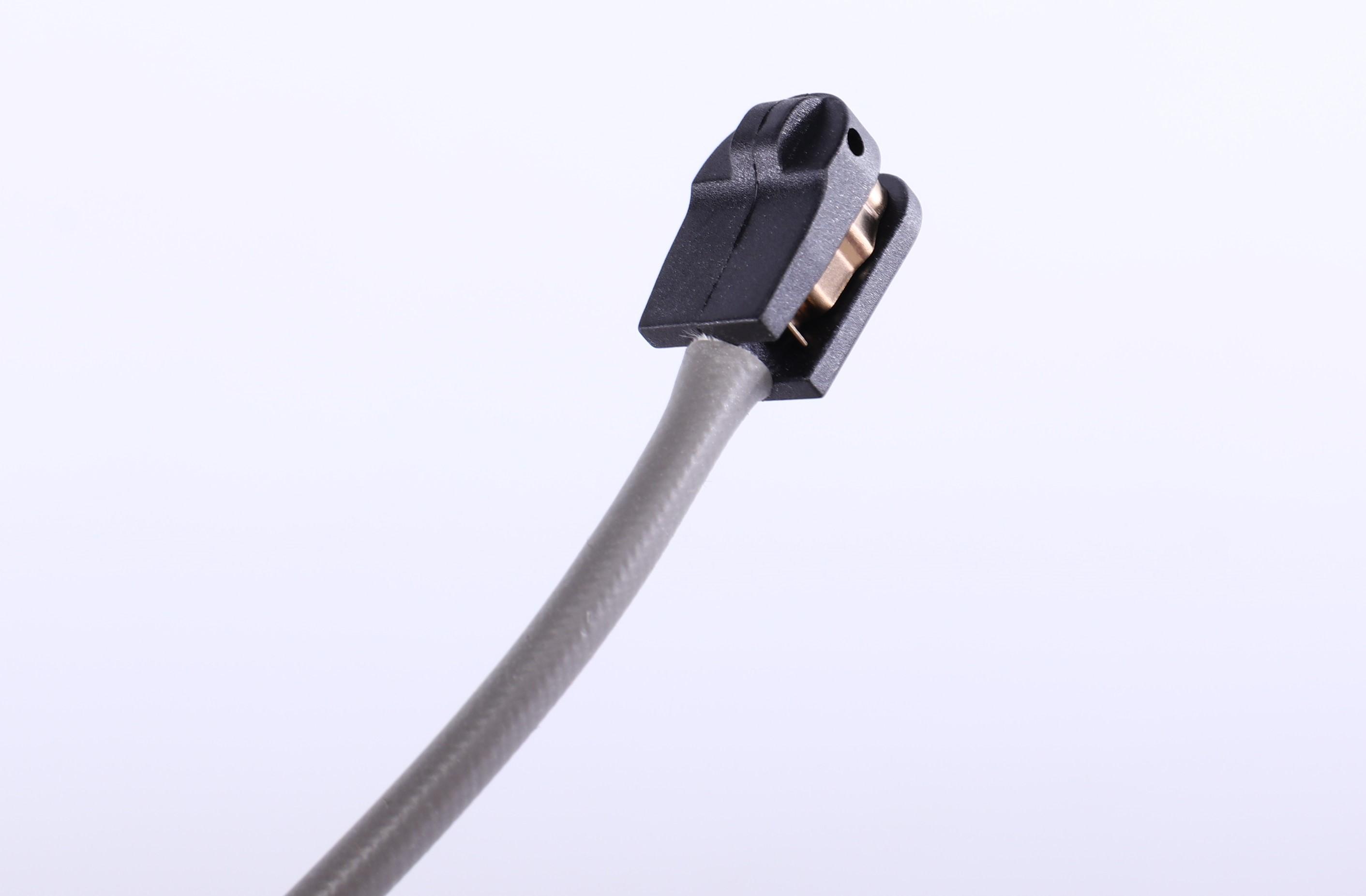 Датчик зносу гальмівних колодок (передніх) BMW 1 (E82, E87)/ 3 (E90-93) 04-11 (L=723mm)