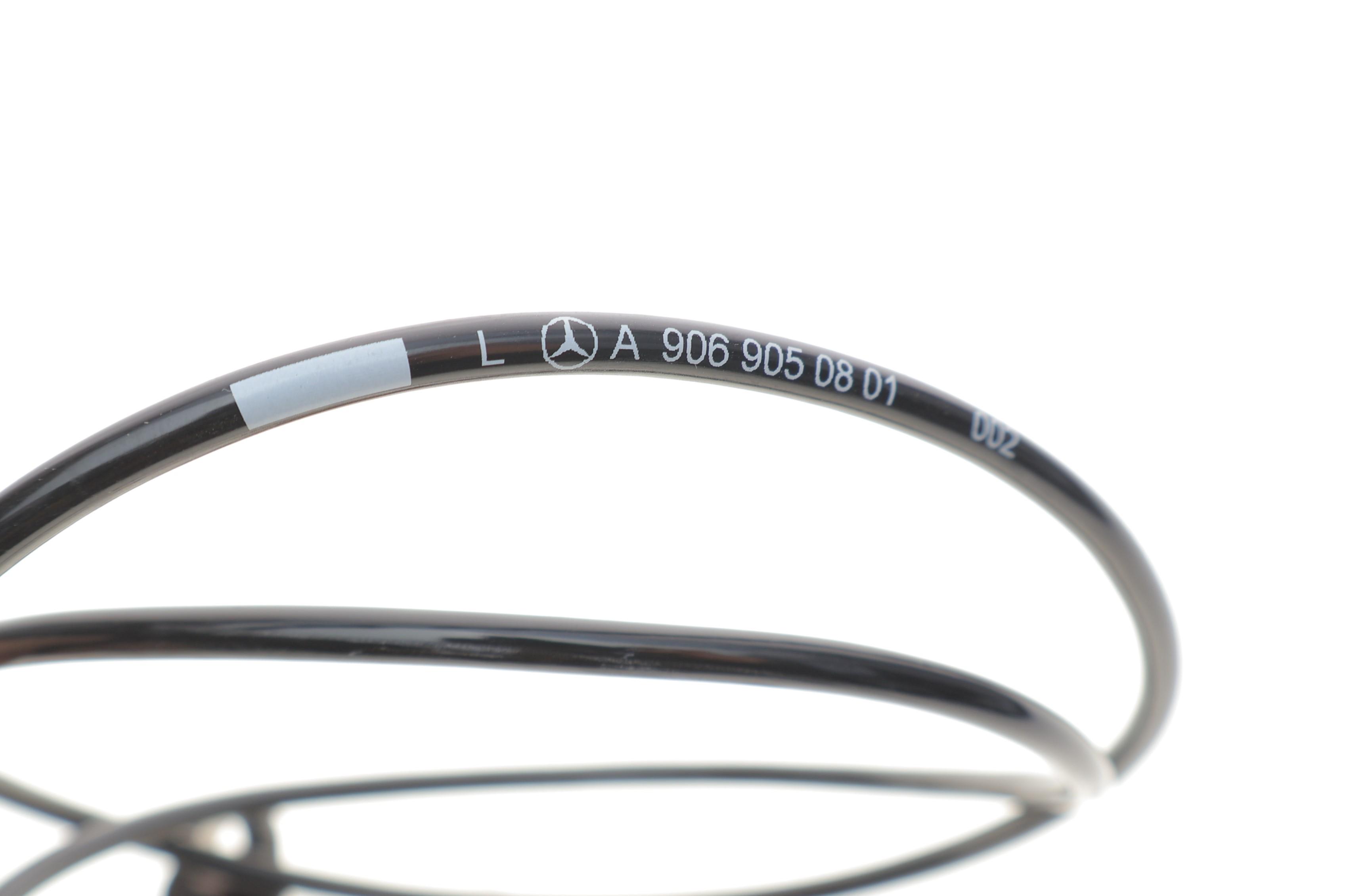 Датчик ABS (задній) MB Sprinter/VW Crafter 11- (L)