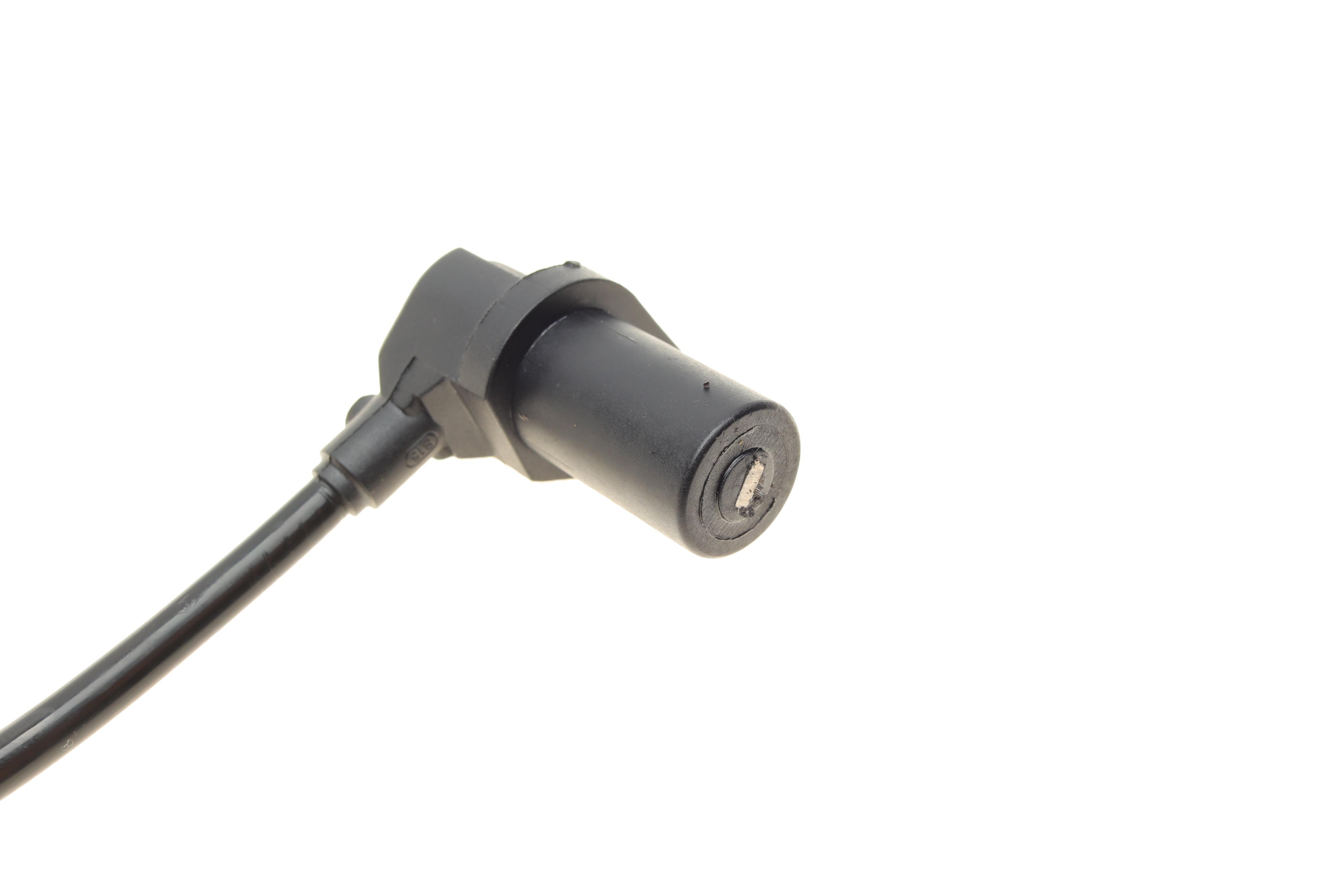 Датчик ABS (задній) VW T4 2.4 D/2.5 TDI 90-03 (L)