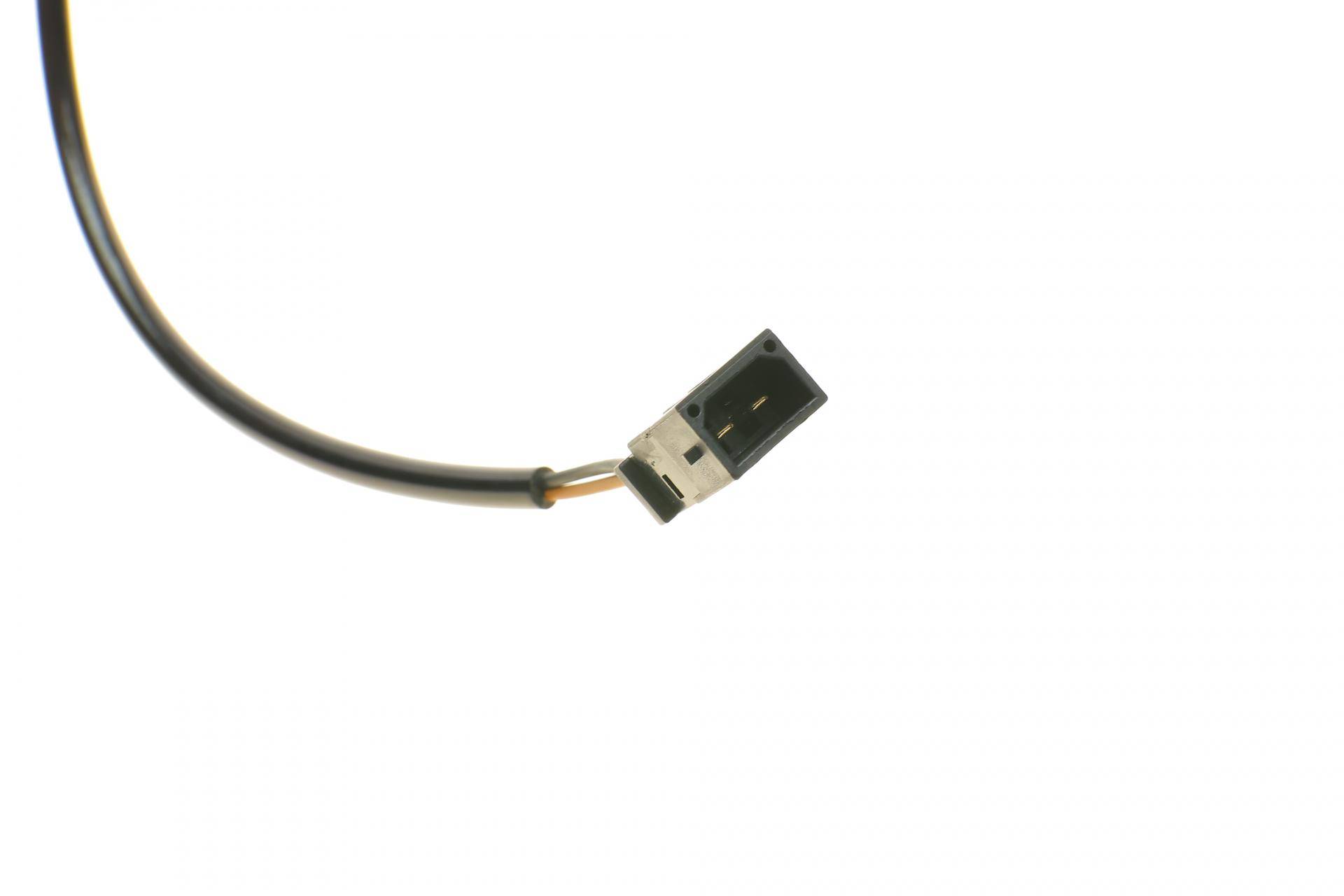 Датчик ABS (задній) VW Passat 96-05 (R)