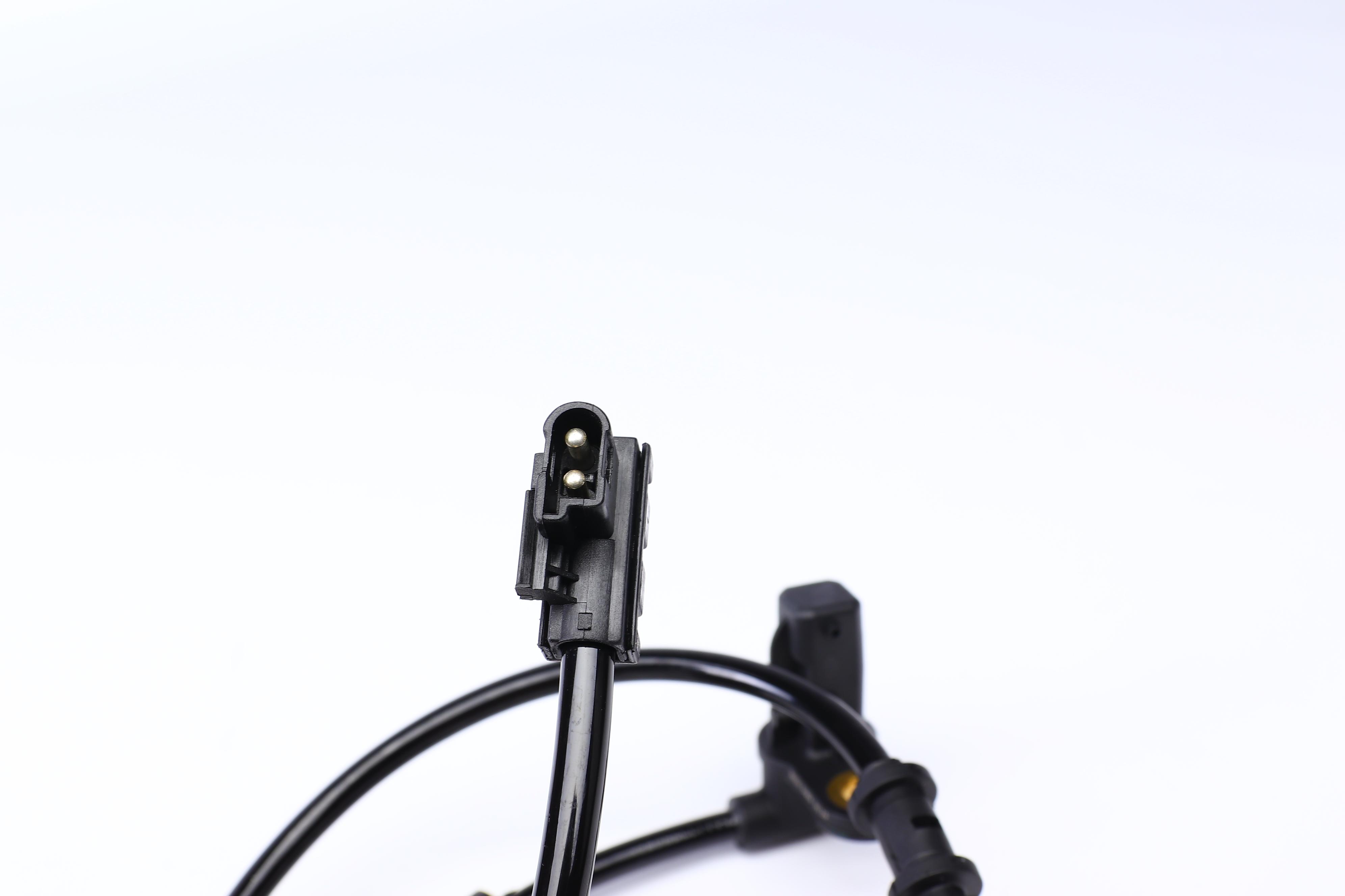 Датчик ABS (задній) MB C-Class (W202) 94-00 (L)