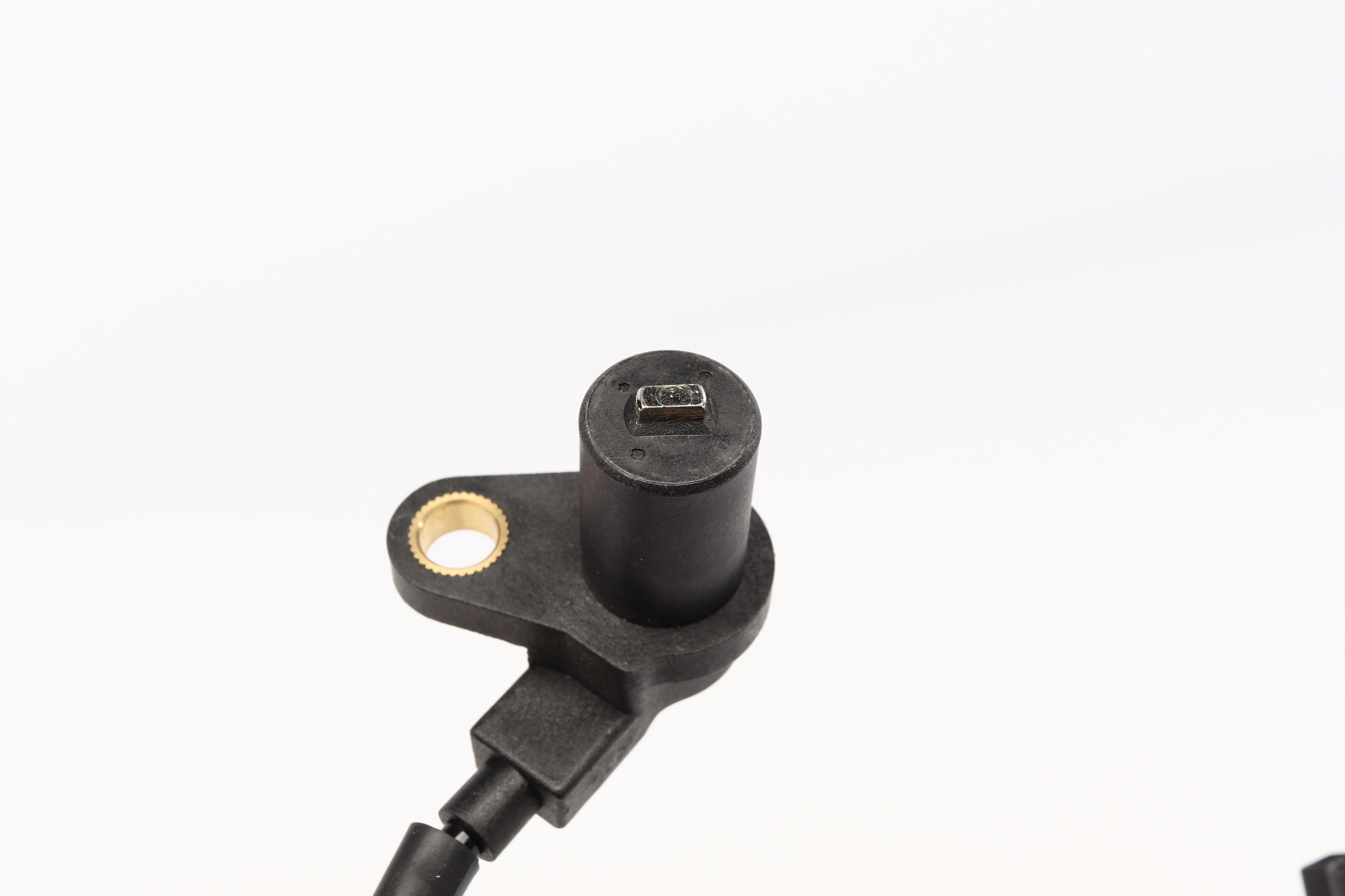 Датчик ABS (задній) Mitsubishi Outlander 02-06 (R)