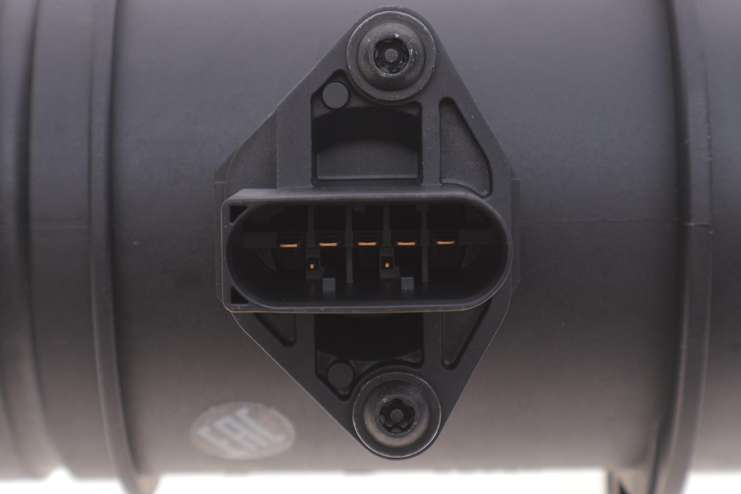 Витратомір повітря Audi A4 2.7/4.2 00-09