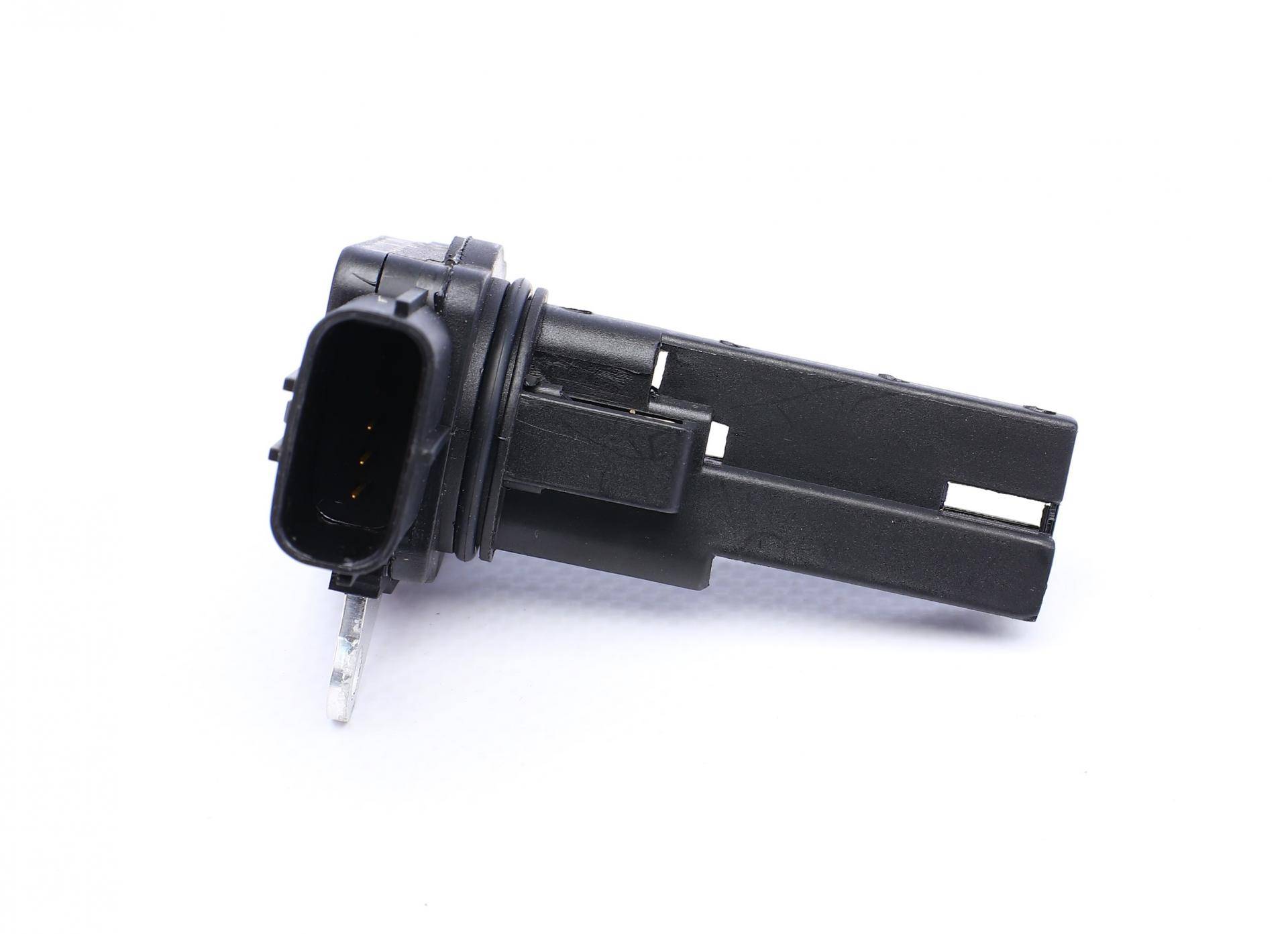 Витратомір повітря Toyota Avensis/Corolla 1.6/1.8i 09-