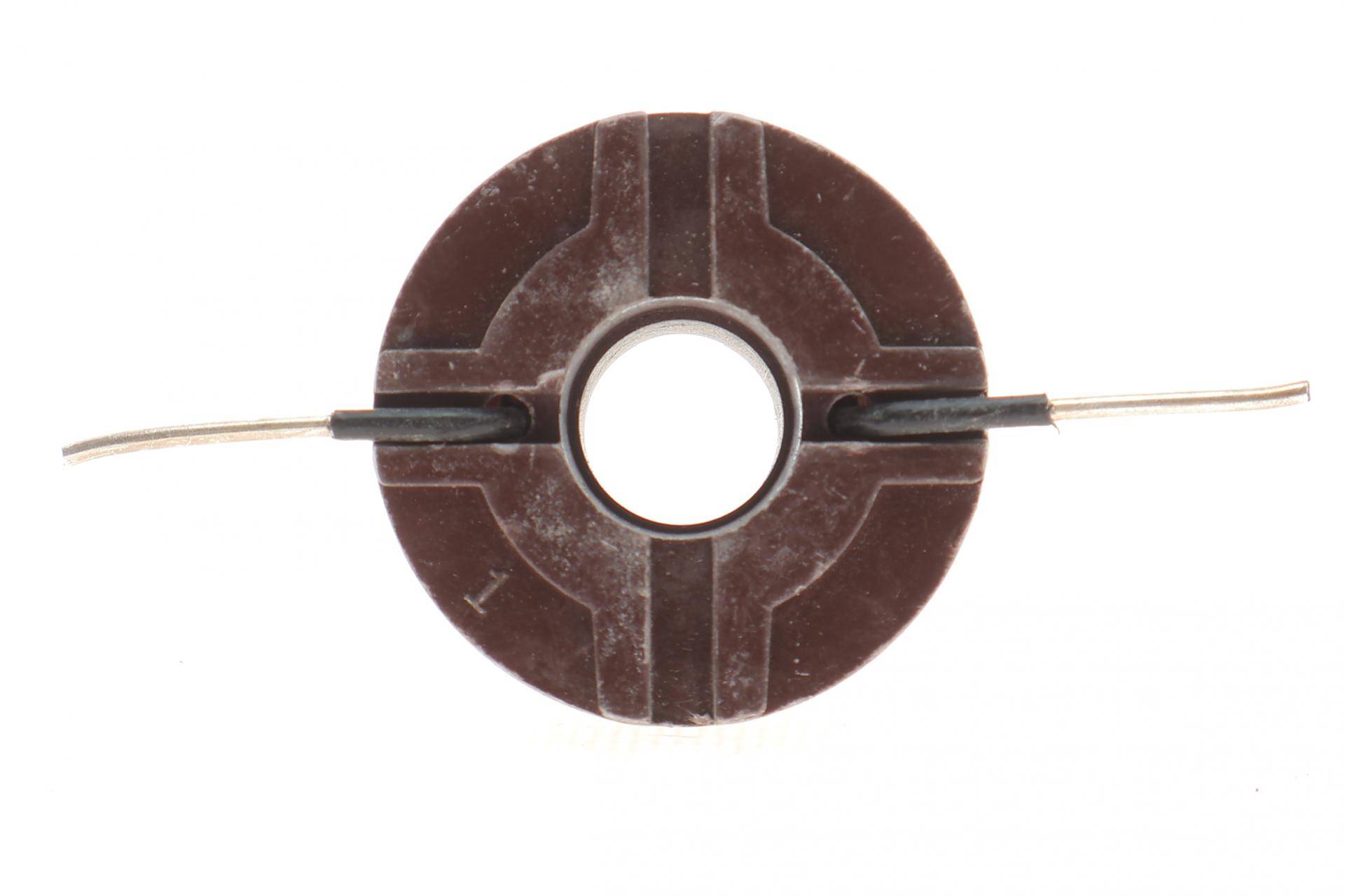 Колектор генератора Nissan Sunny III/Primera 1.4-1.6 90-94 (27.5х14х29.5) = 135054