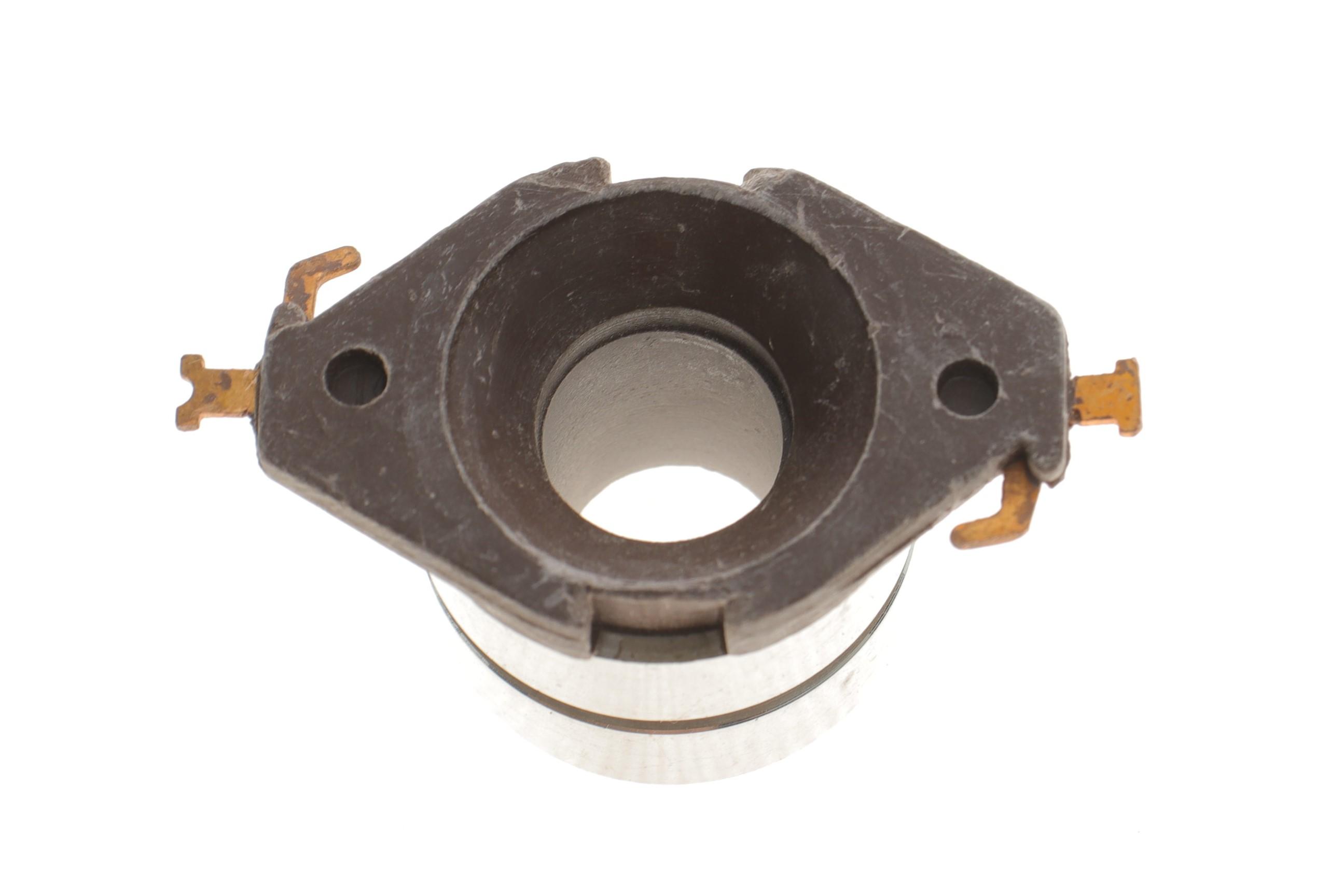 Колектор генератора Mazda 323 1.5 82-86 (15х30.8х32.5) = 138413