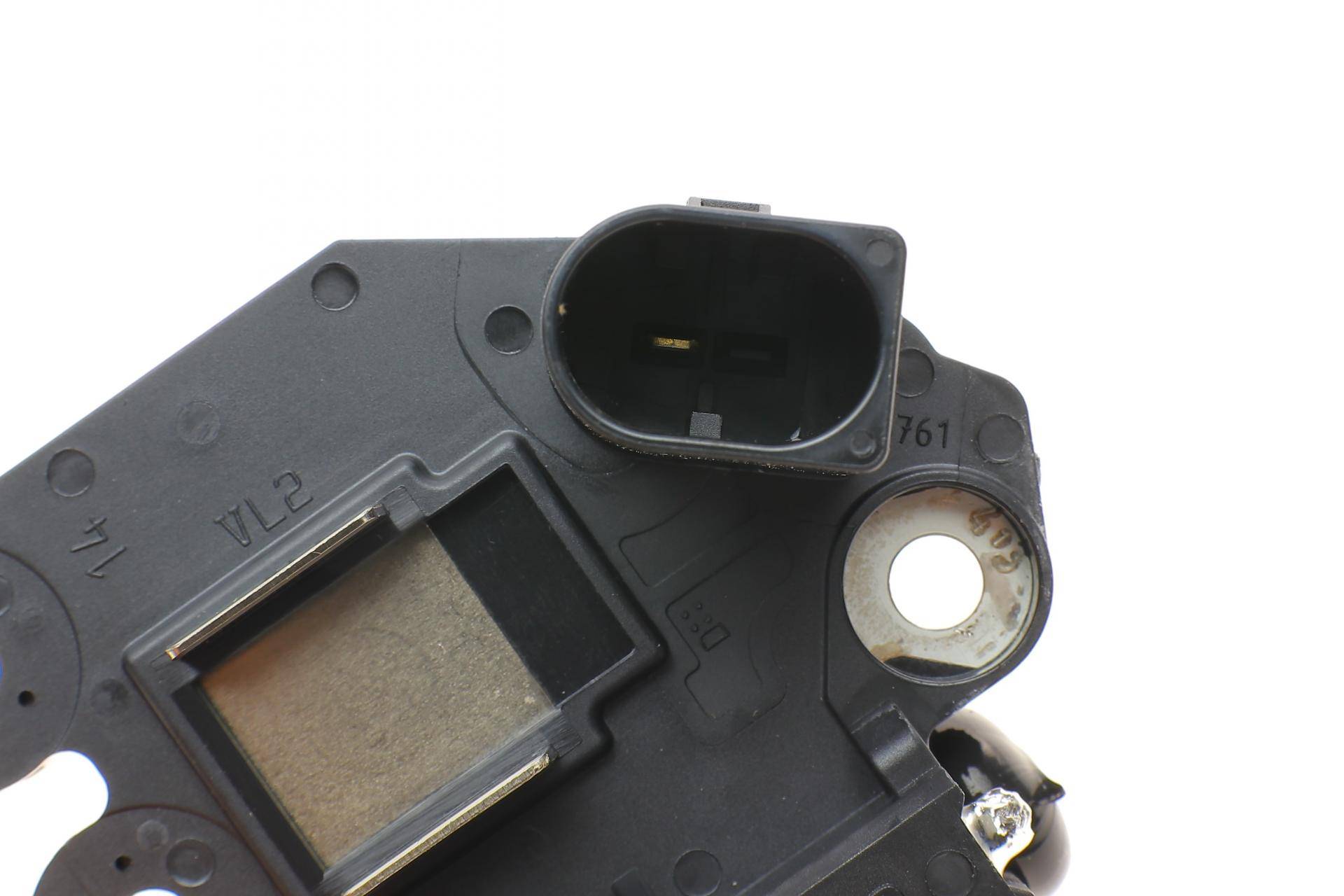 Реле генератора (12V) MB Sprinter 906/Vito (W639/W447) 03-