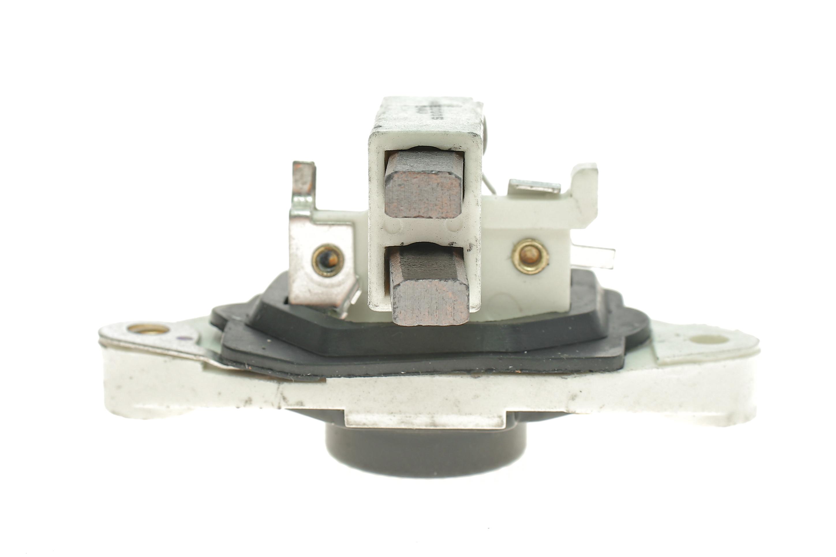 Реле генератора (24V) MB 609-814