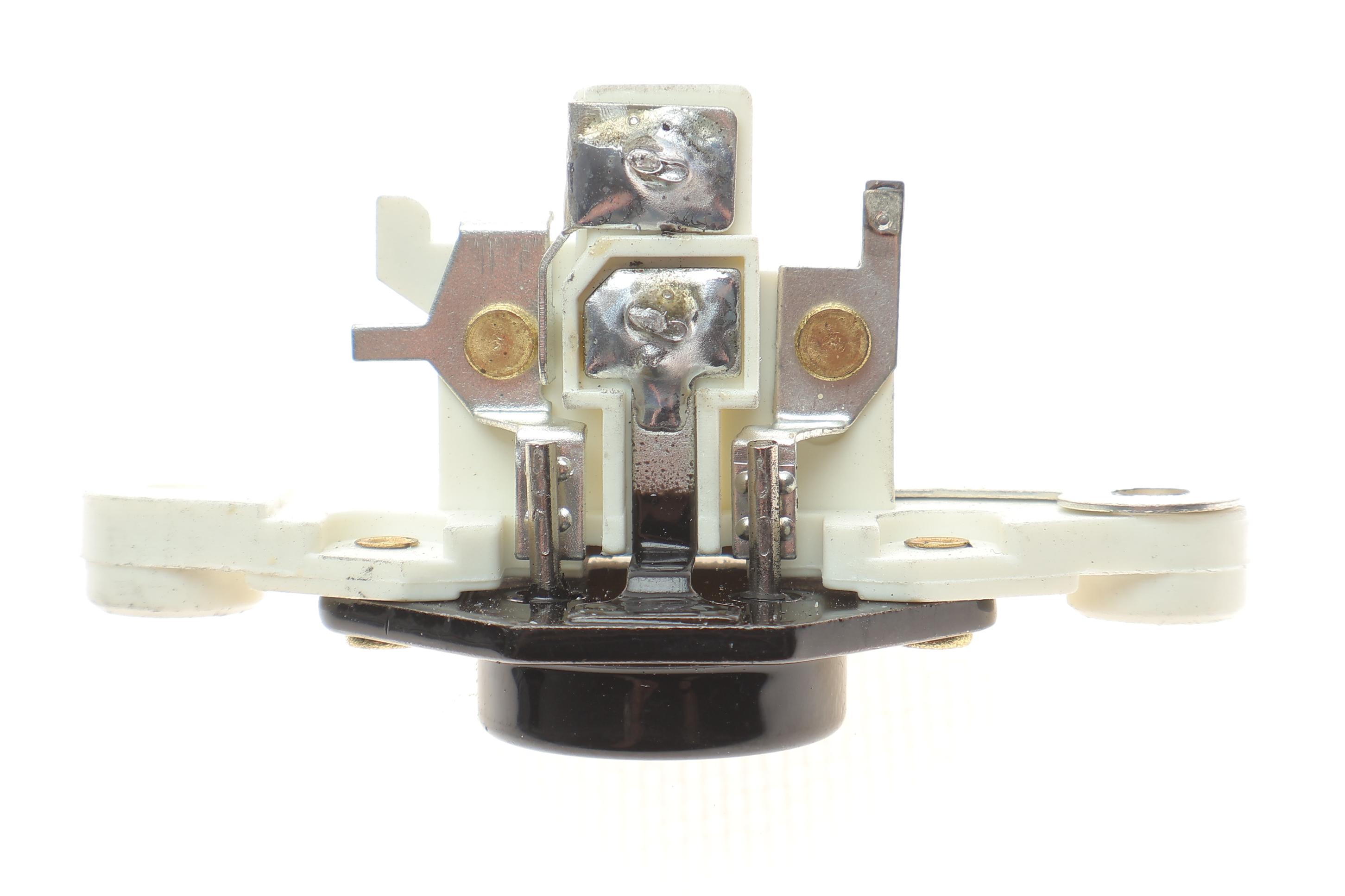 Реле генератора (14V) VW T3/Passat/Audi 100/MB Sprinter -06