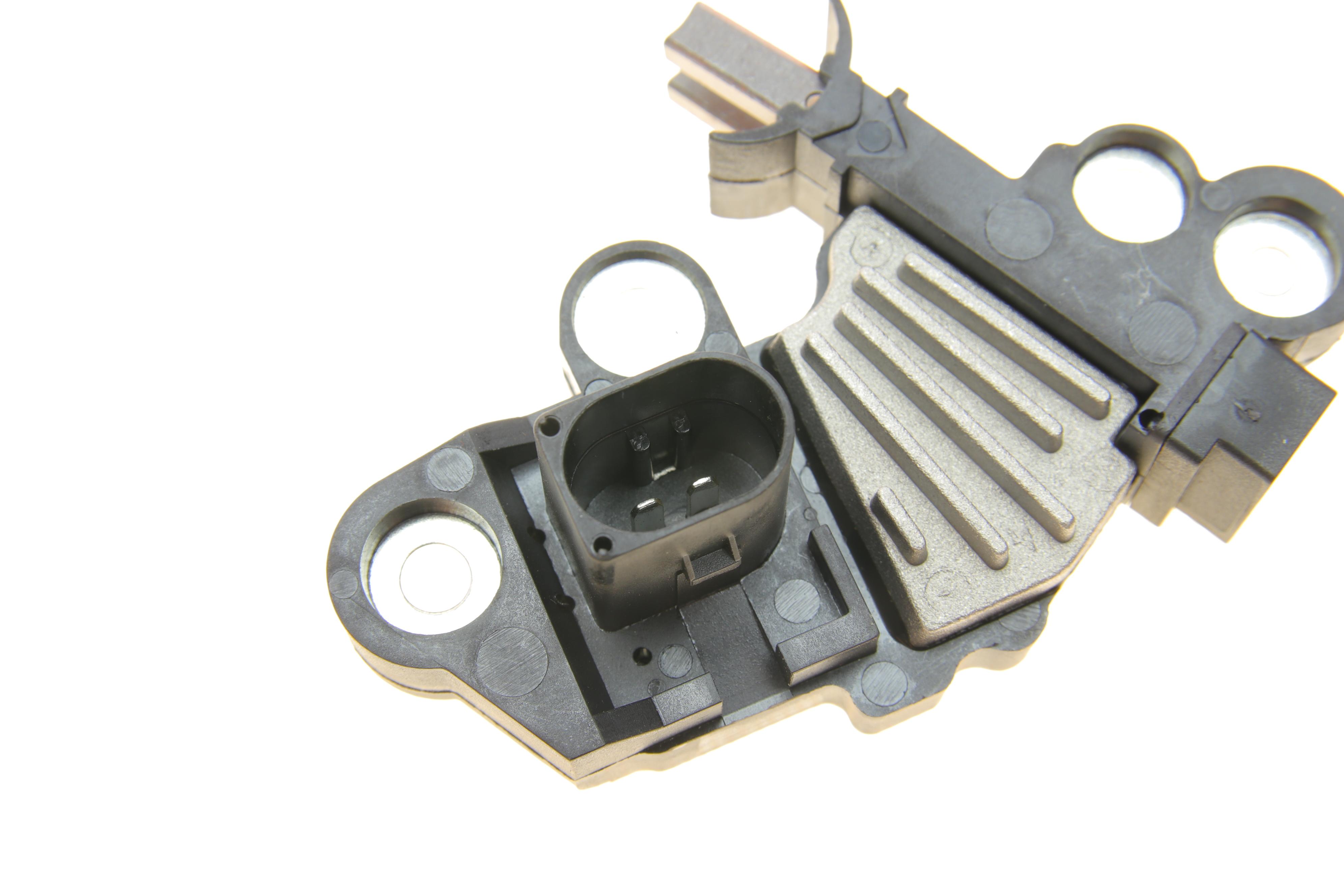 Реле генератора Land Rover Freelander 3.2 06-14