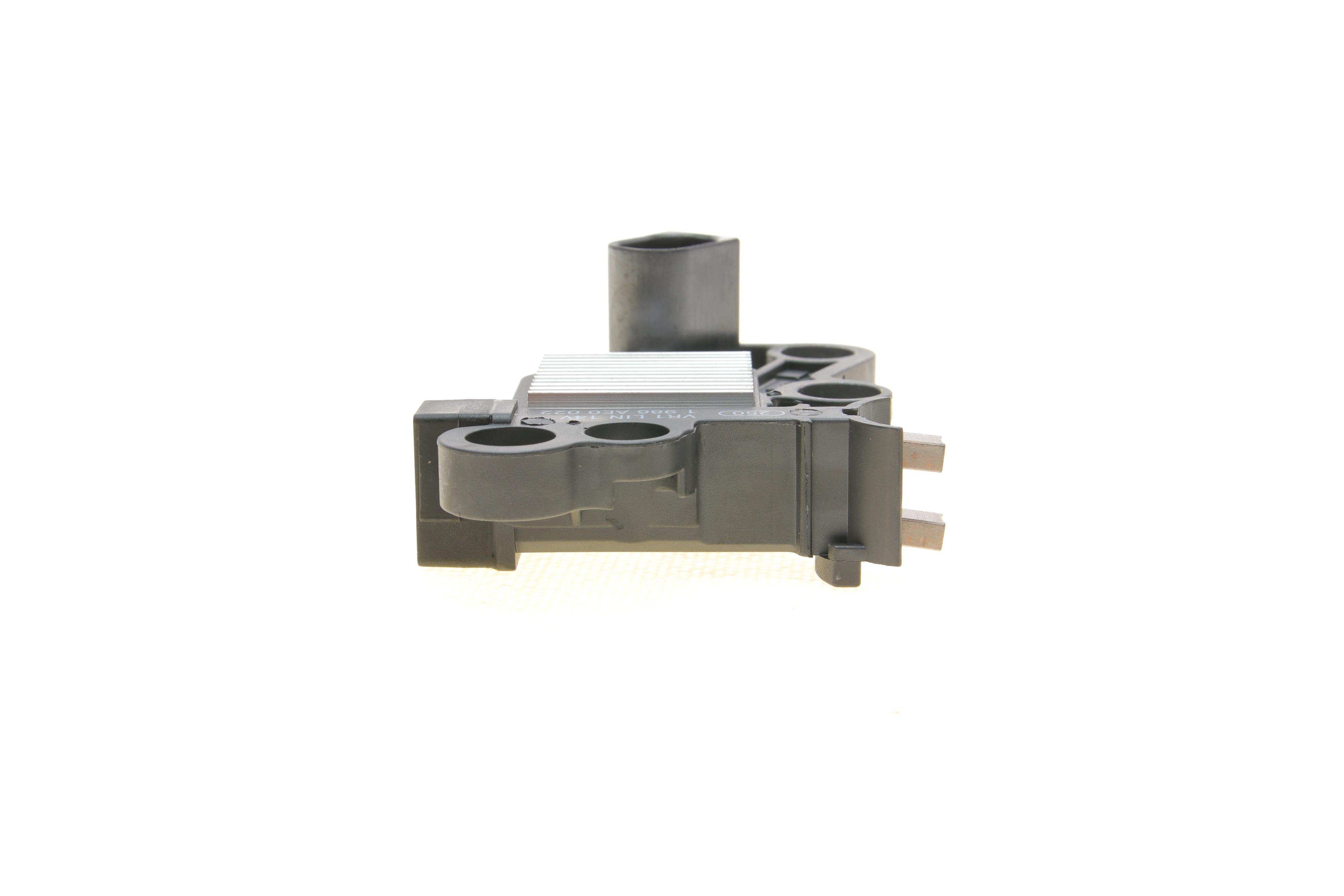 Реле генератора (12V) Iveco Daily 3.0 14-