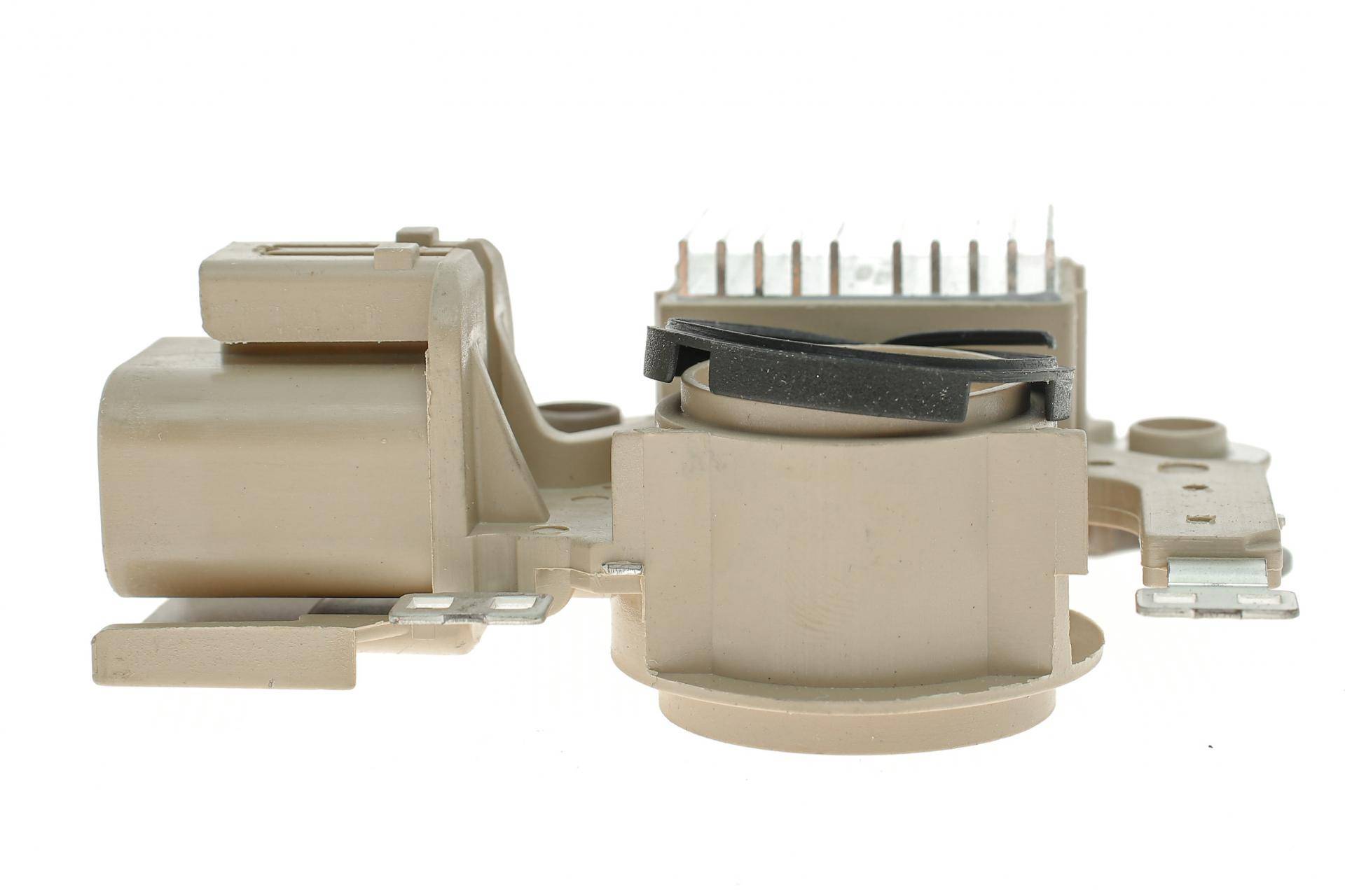 Реле генератора (12V) Ford Ranger 2.5-3.0 D/TD/TDCi 99-12