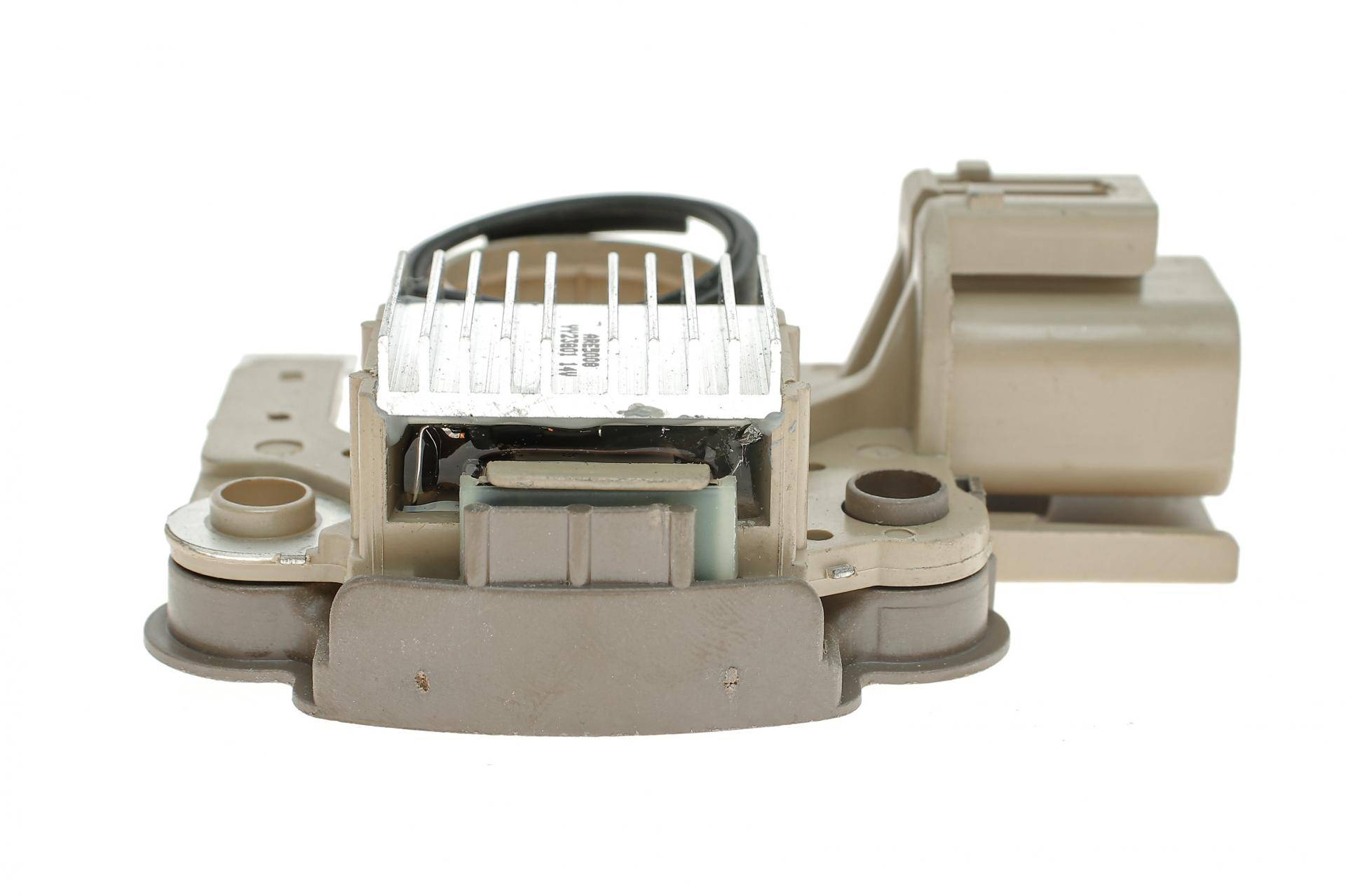 Реле генератора (12V) Ford Ranger 2.5-3.0 D/TD/TDCi 99-12