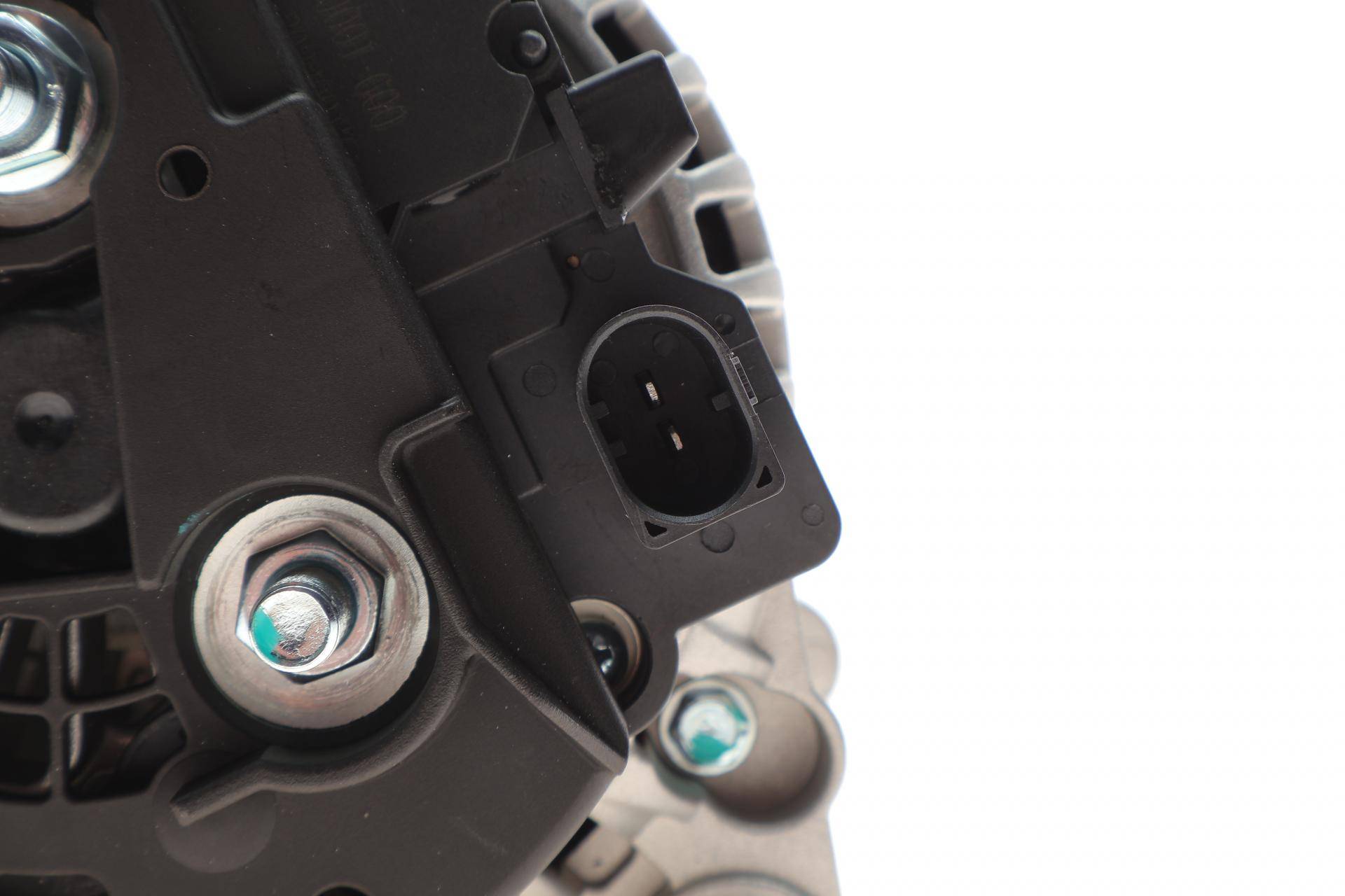 Генератор VW LT/T5 2.5 TDI 99-09 (12V/120A)