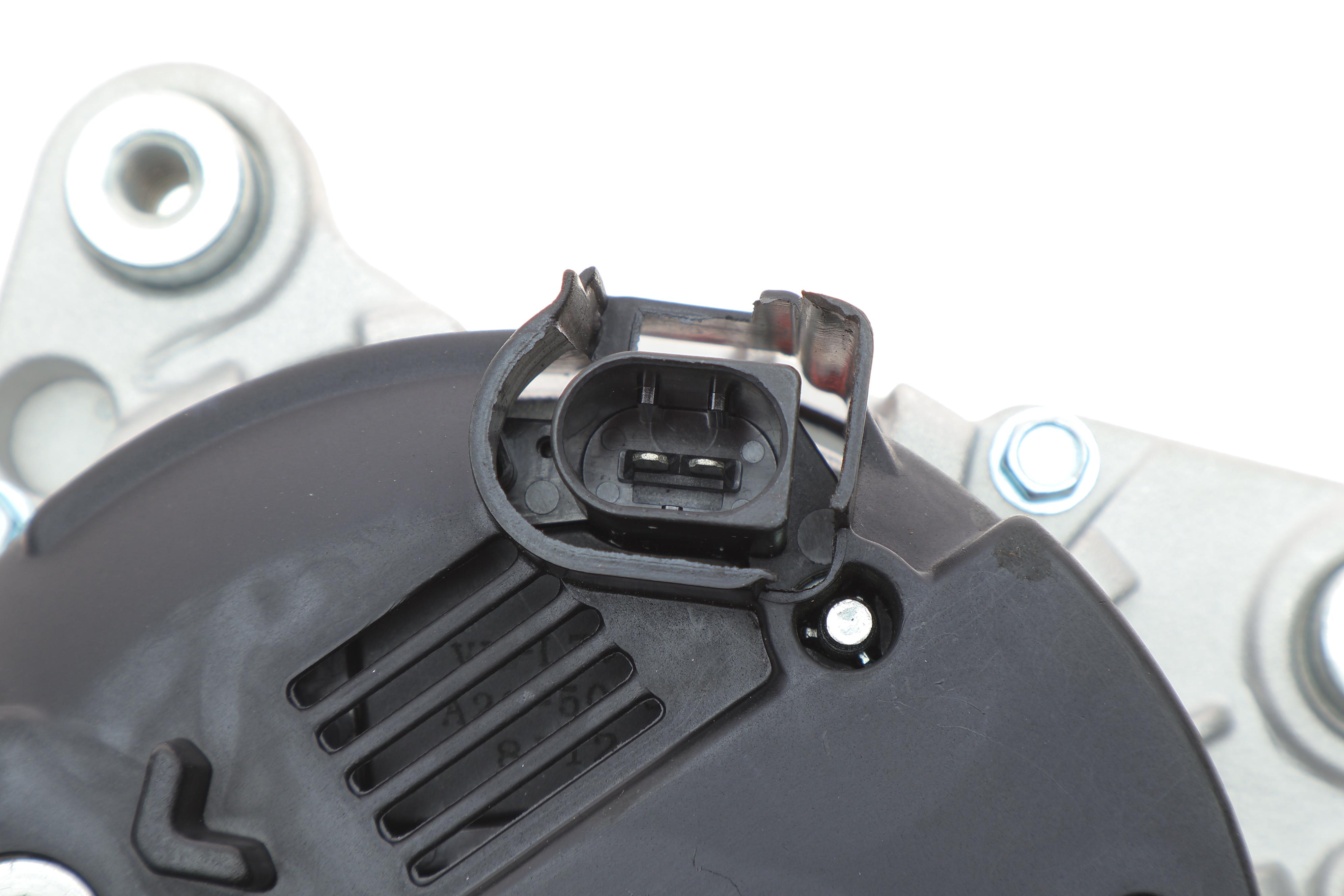 Генератор VW Touareg 3.0 V6 TDI 10-18 = 116147