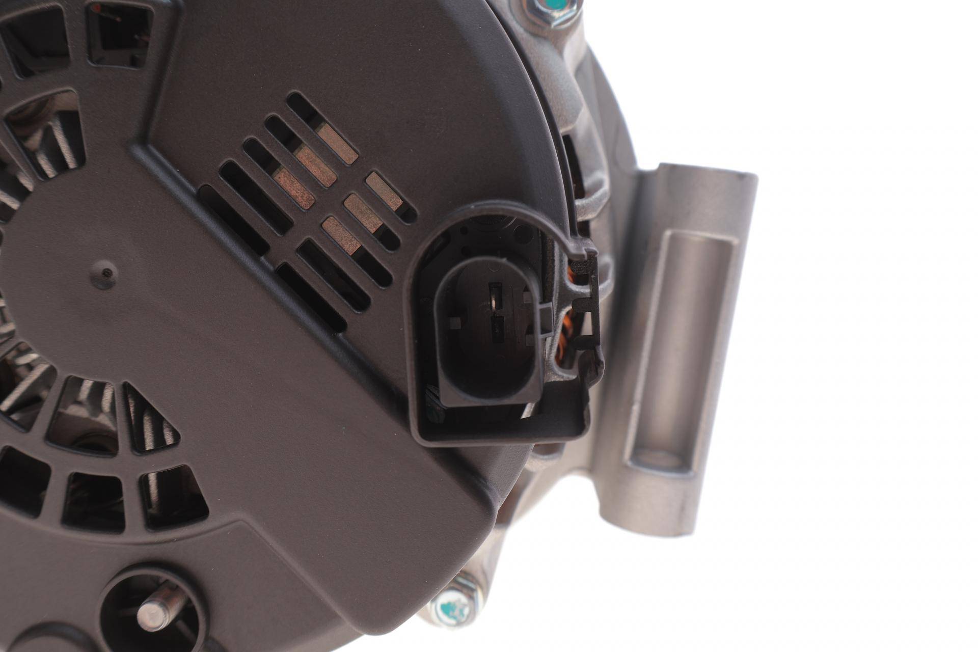 Генератор MB Sprinter/Vito (W639/W447) 06- OM651/OM654 (14V/180A)