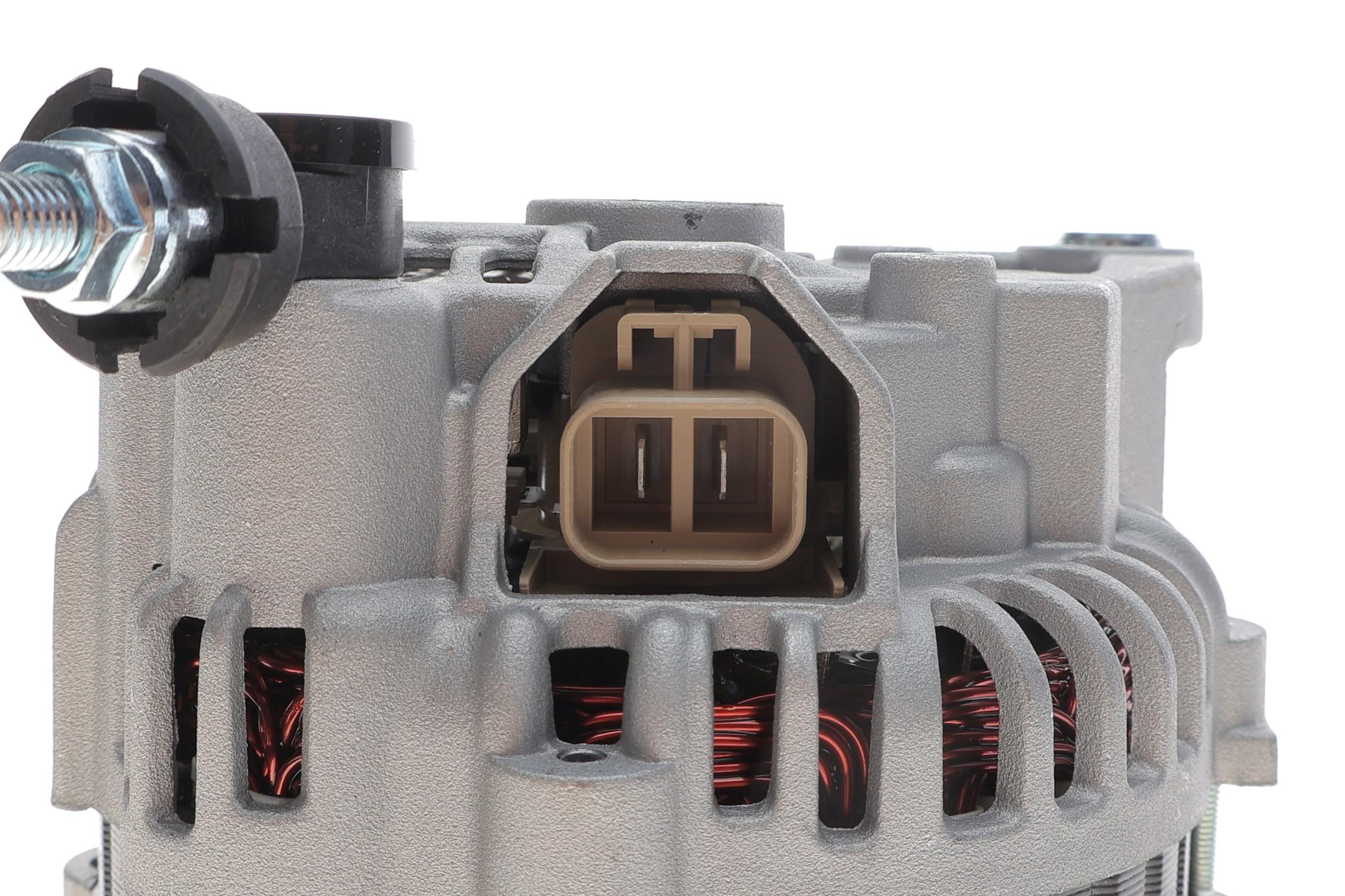 Генератор Nissan X-Trail 2.2 dCi 01-13 (12V/90A)