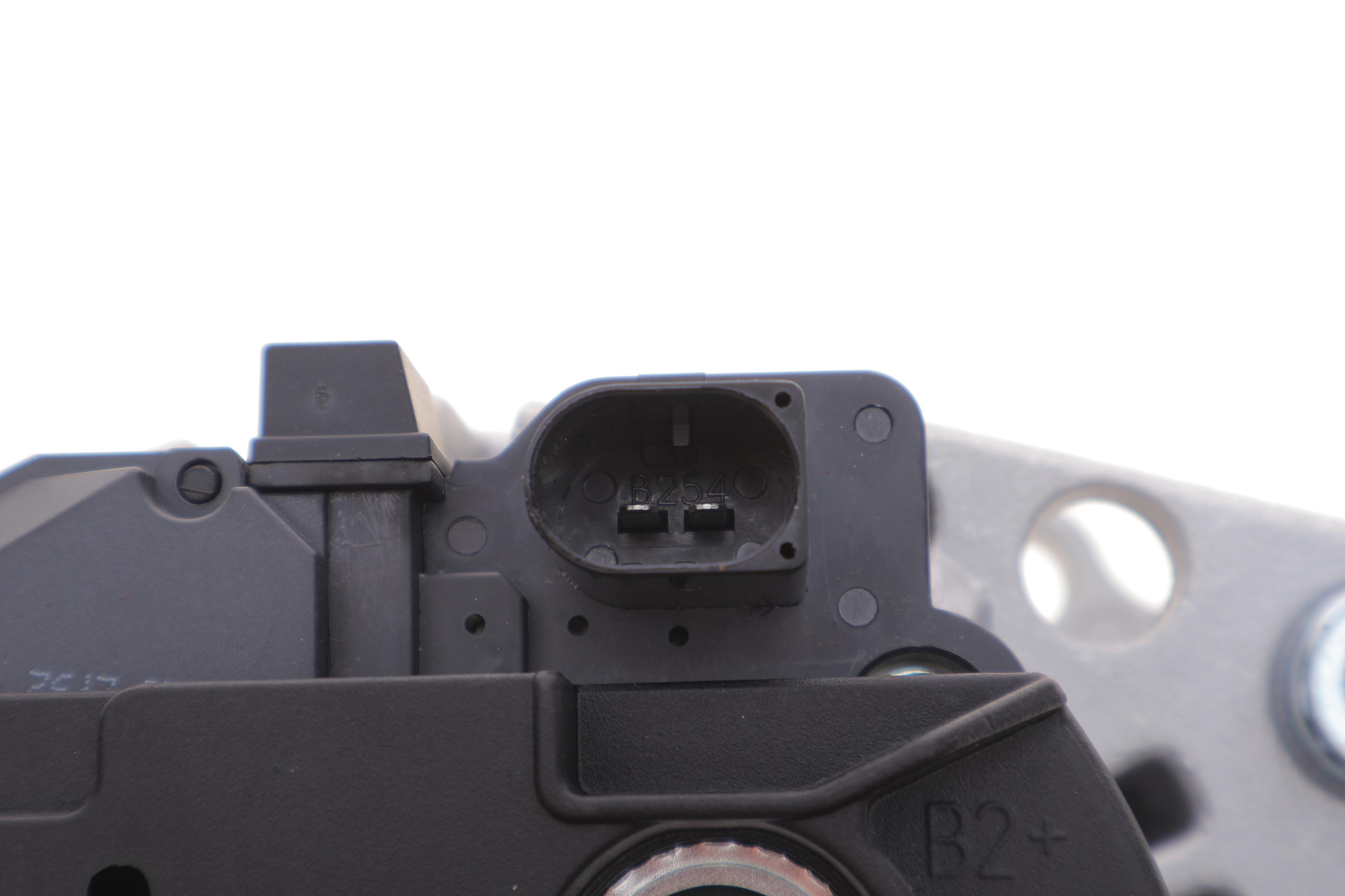 Генератор Audi A2/A3/Skoda Fabia/Octavia/VW Caddy/Golf 1.4-2.0 96-12 (14V/90A) = 111989