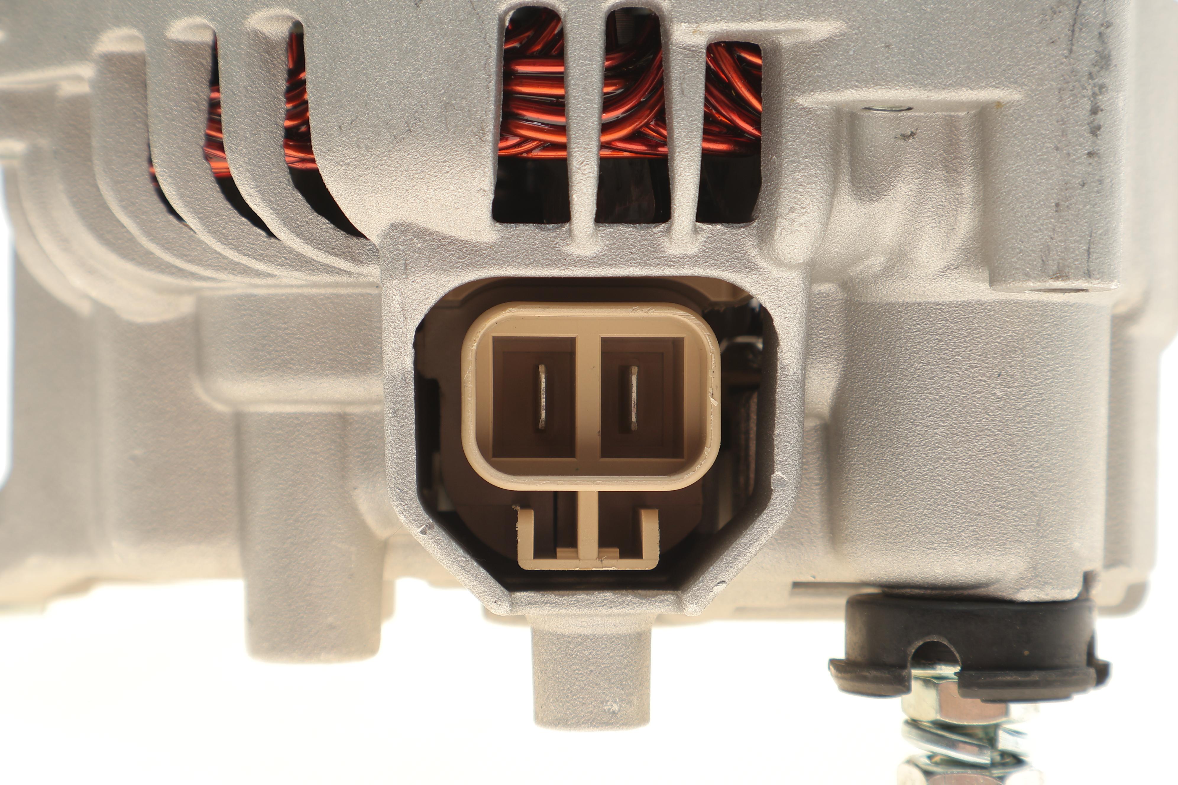 Генератор Opel Movano/Renault Master II 3.0 DTi/dCi 03- (14V/120A) = 115317