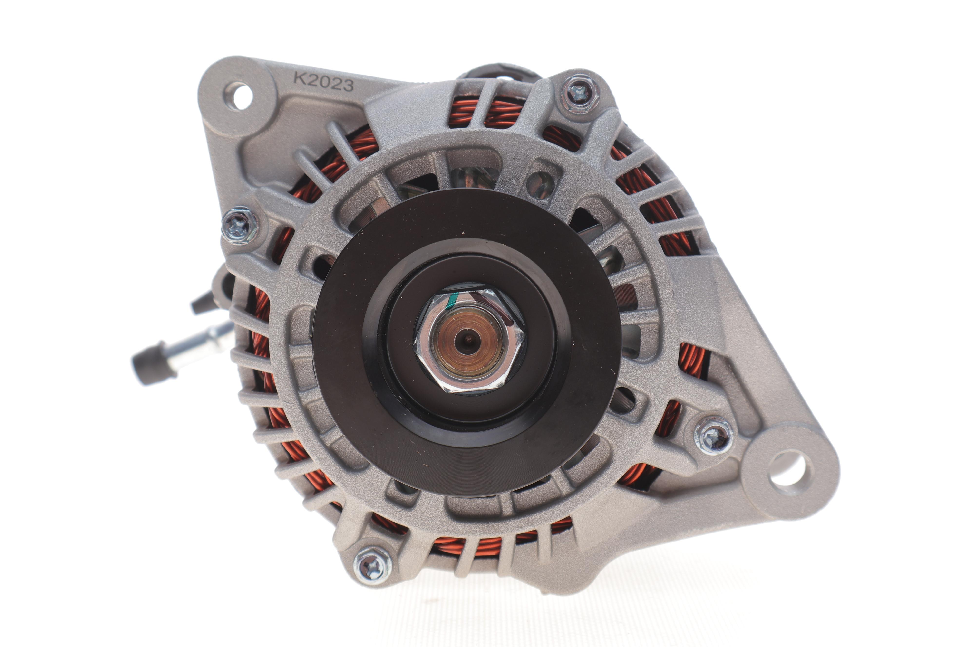 Генератор Misubishi Pajero 2.5 TD/TDi 98- (14V/80A) (вкл. вакумний насос) = 112355